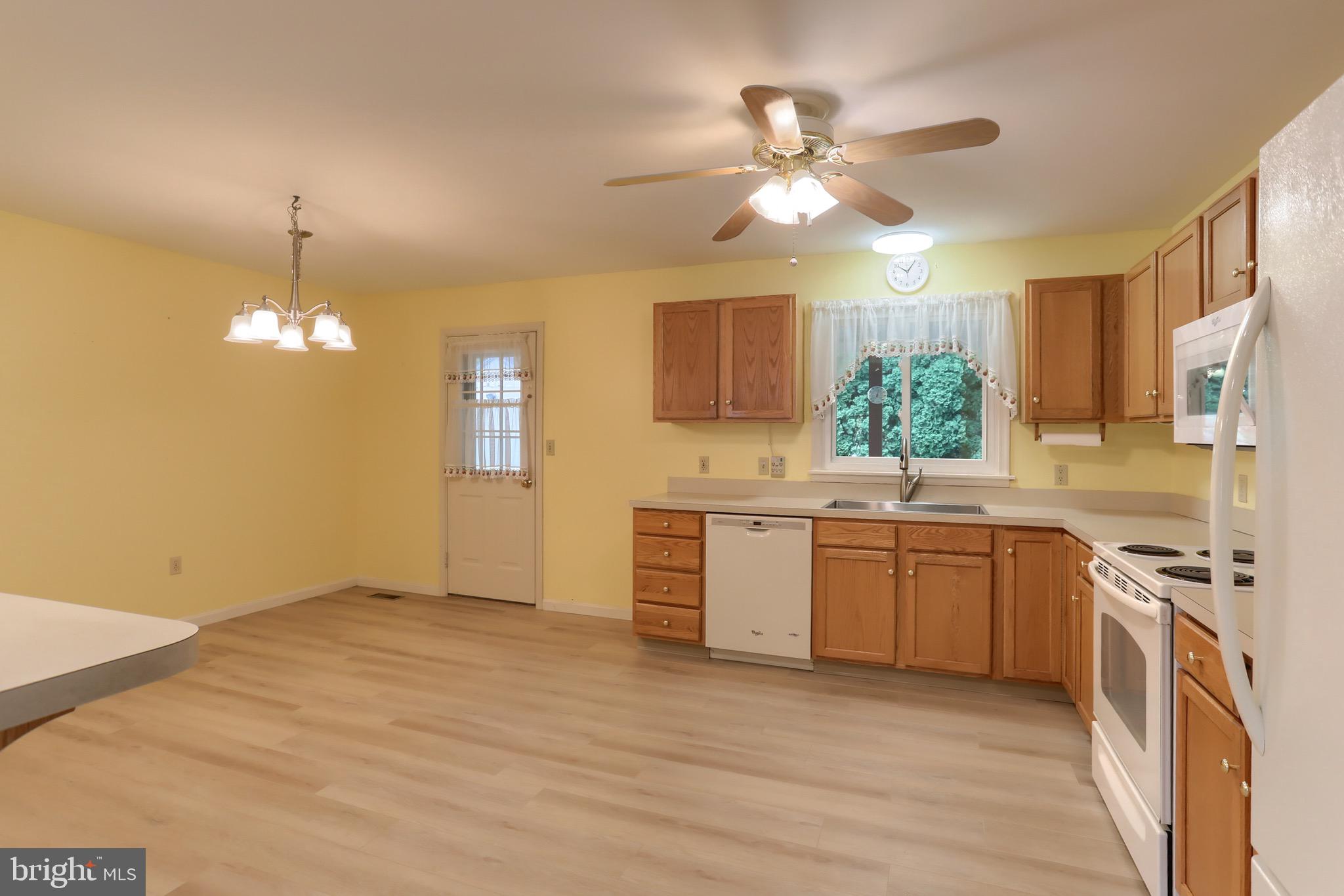 HENRY HOUCK LANE AREA - Residential