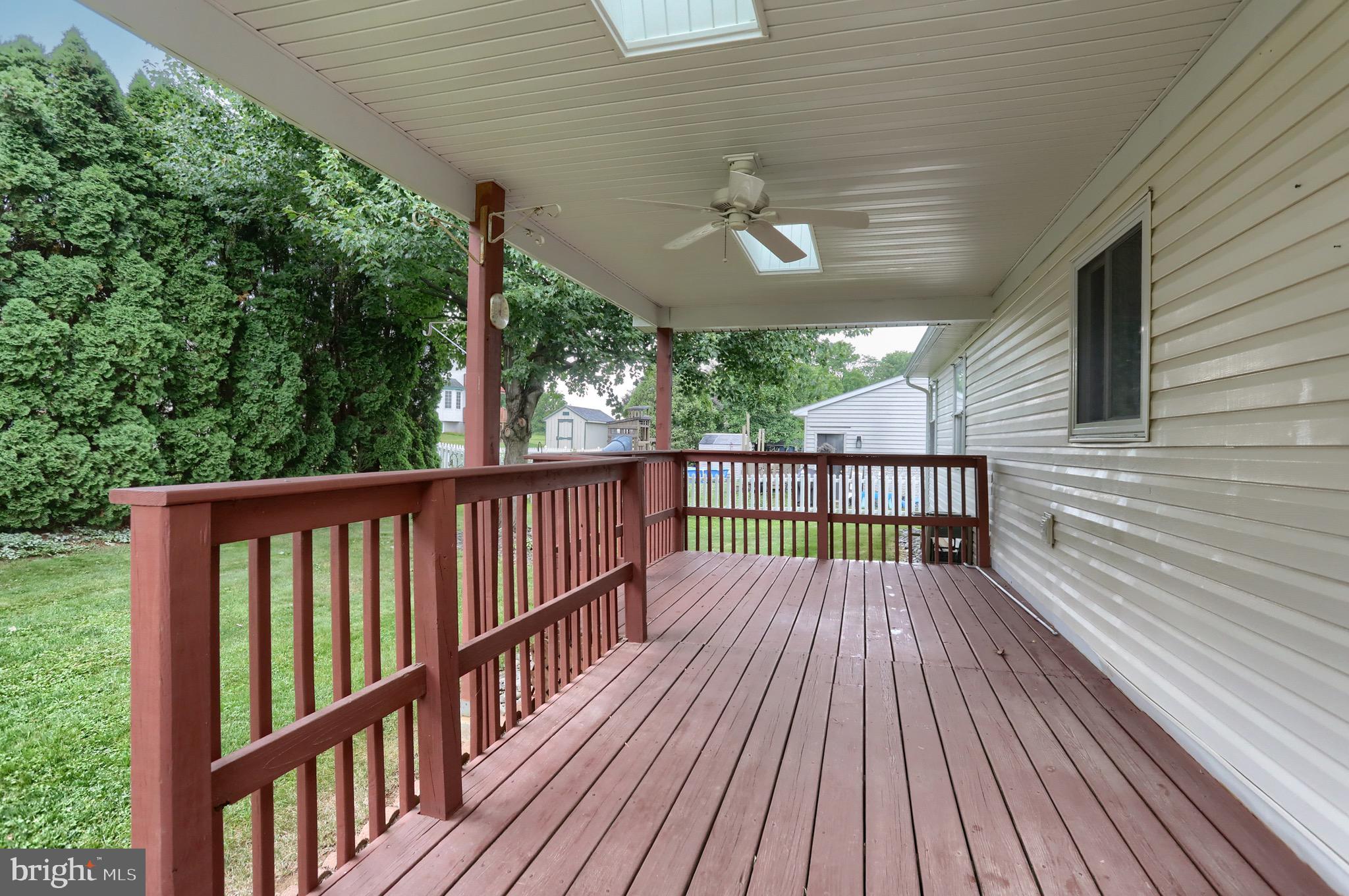 HENRY HOUCK LANE AREA - Residential