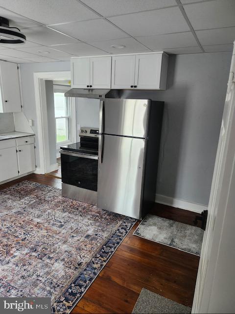 Rent includes all utilities
Completely updated two bedroom apartment. Beautiful Hardwood Floors. Nice size rooms.
Second Floor. Williamsport Schools. 
Call to schedule a showing and for more details.