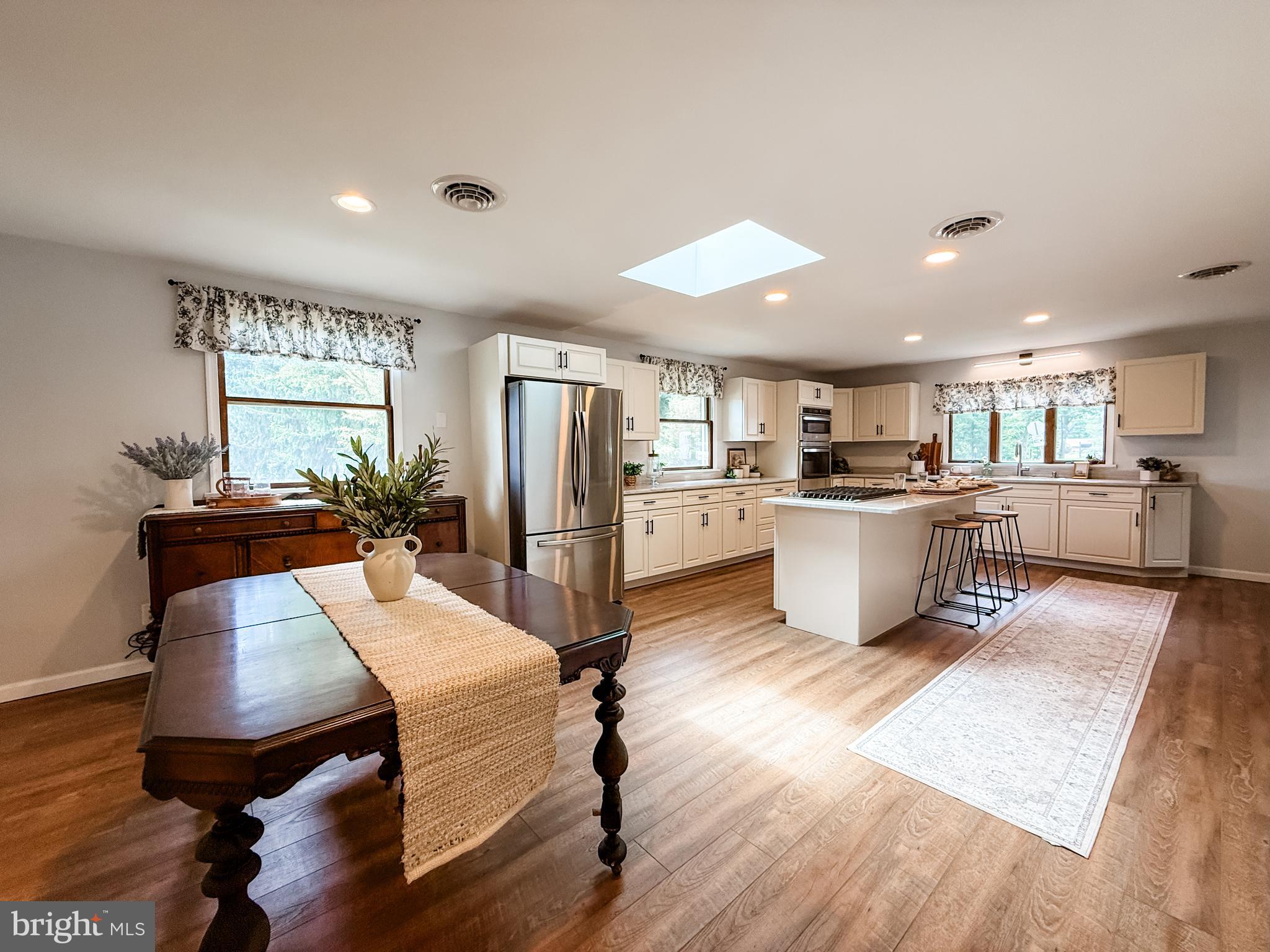 DRESSMANS - Residential