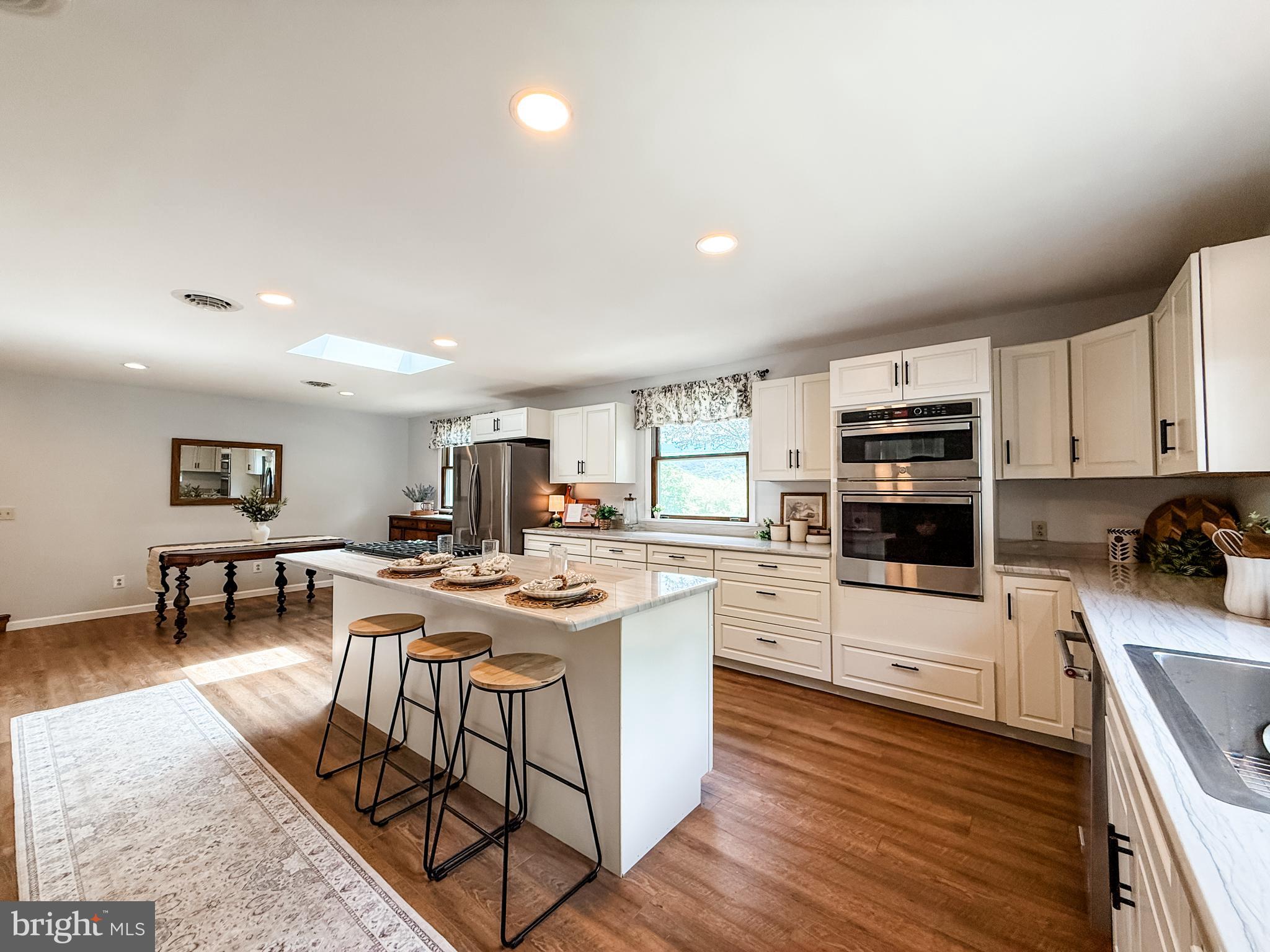 DRESSMANS - Residential