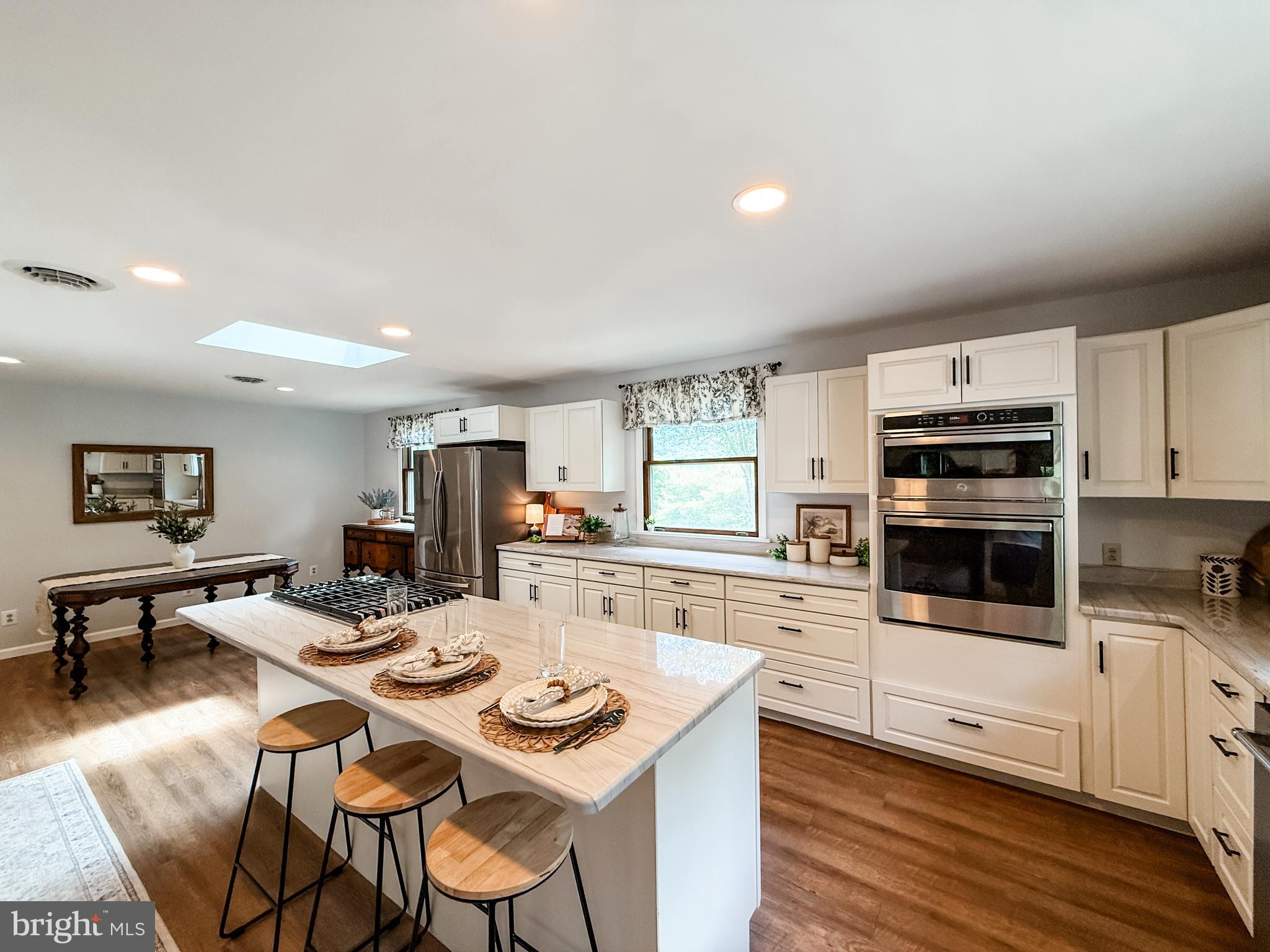 DRESSMANS - Residential