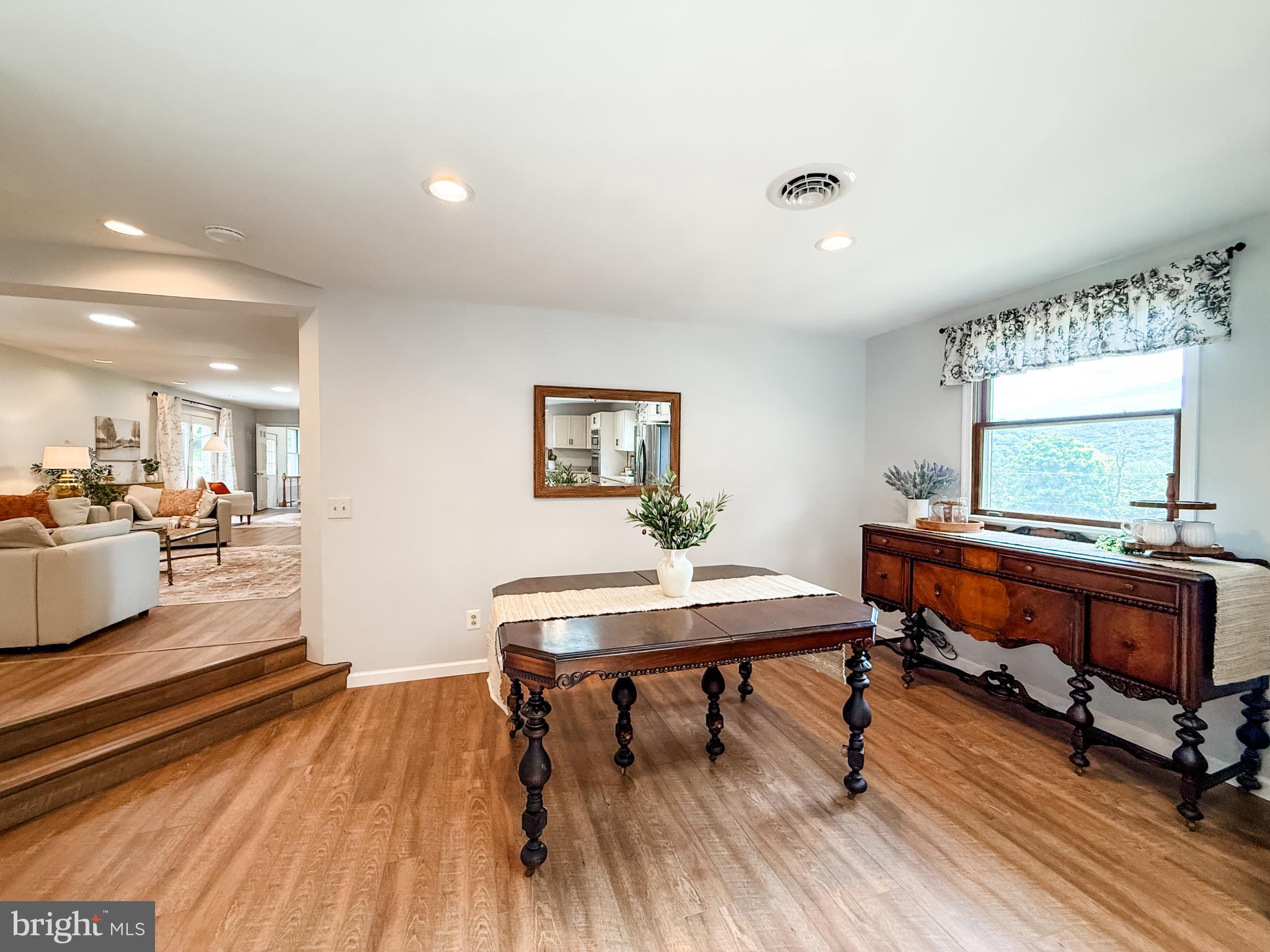 DRESSMANS - Residential