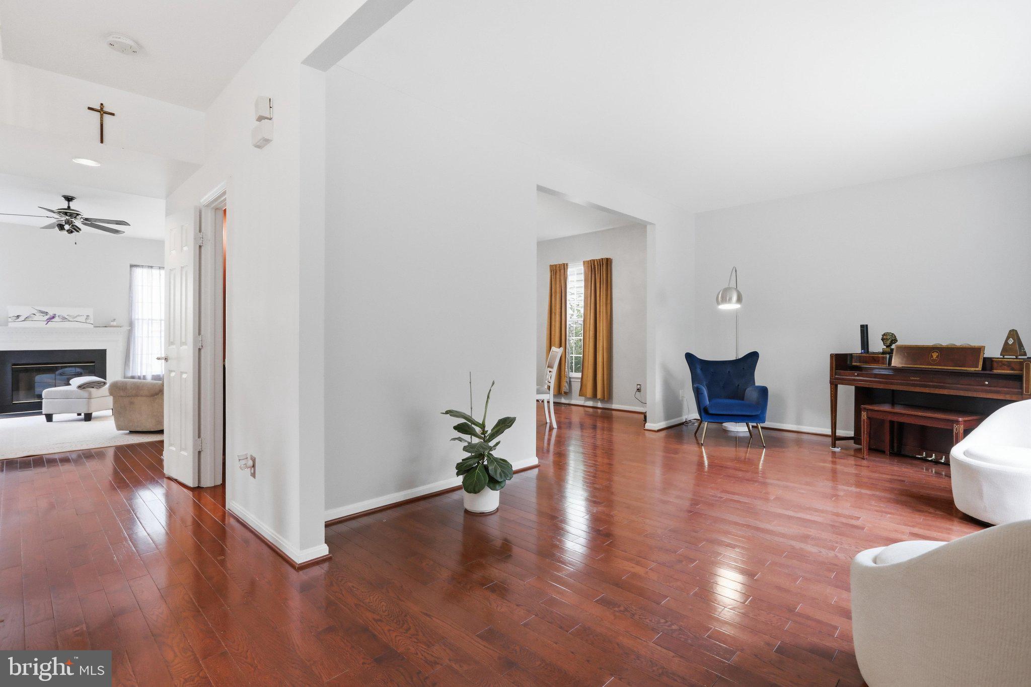 MEADOWGATE - Residential