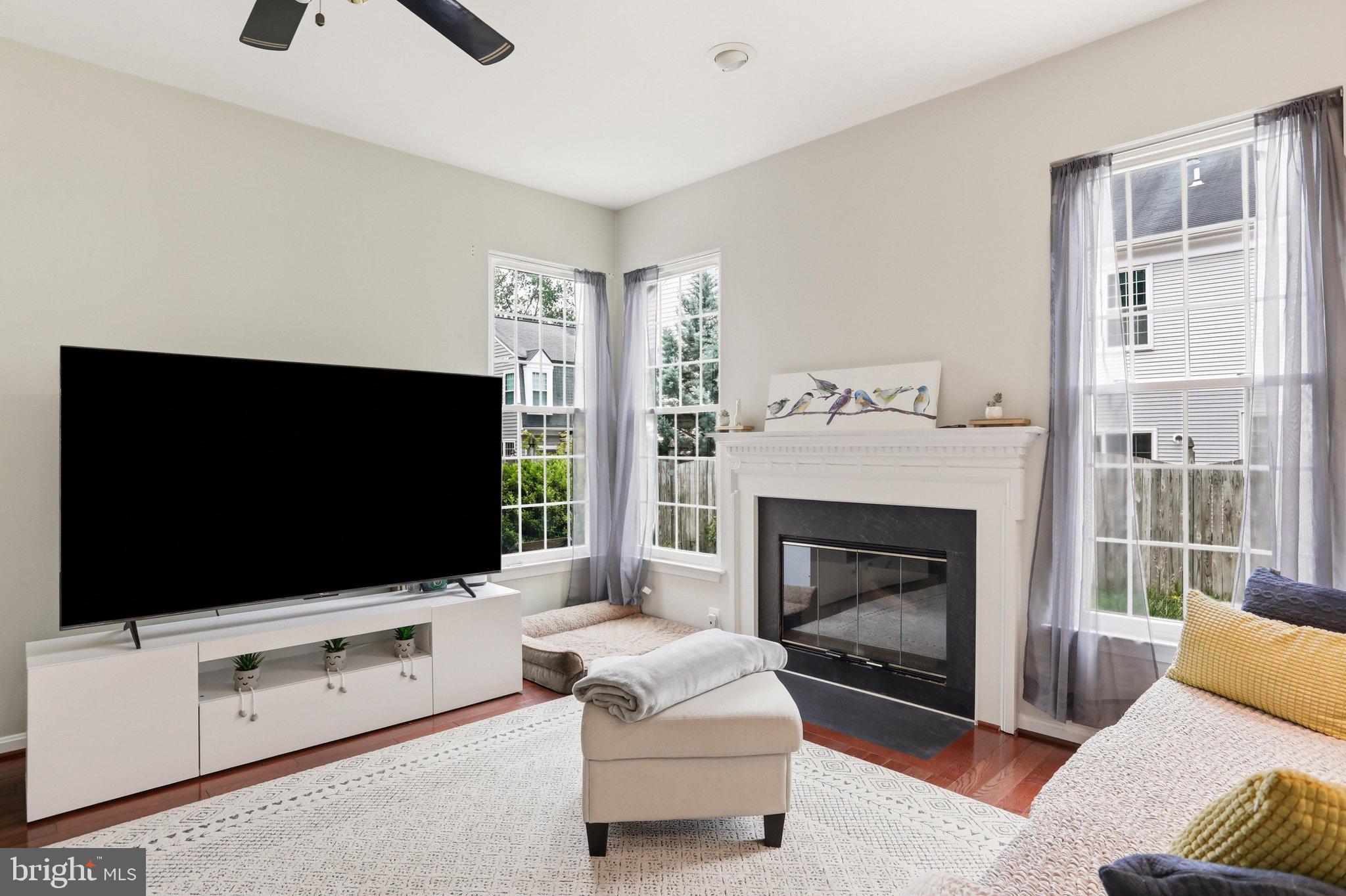 MEADOWGATE - Residential