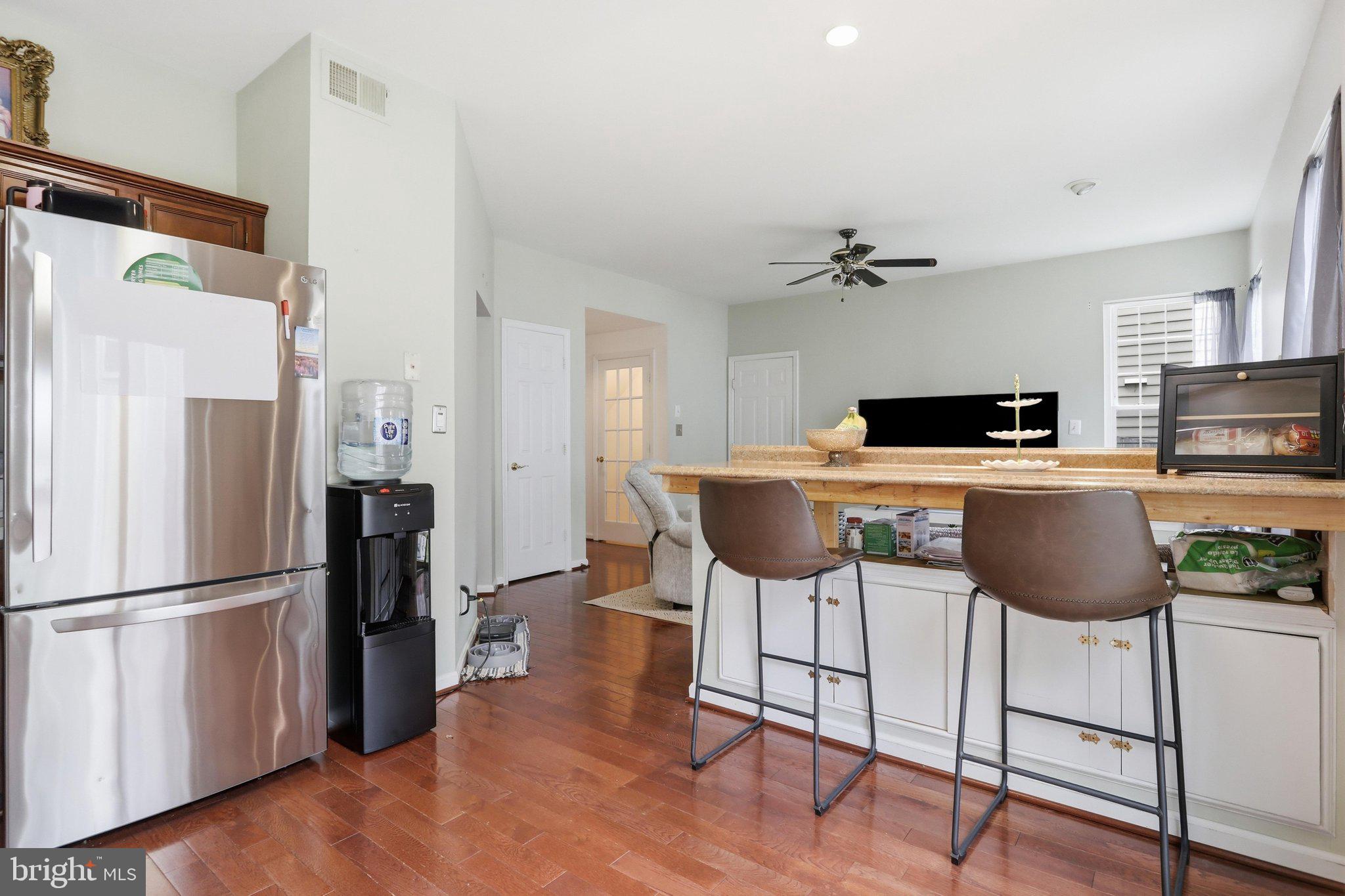 MEADOWGATE - Residential