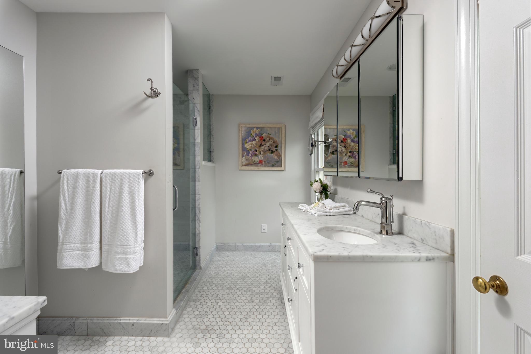 WINDSOR OAKS - Residential