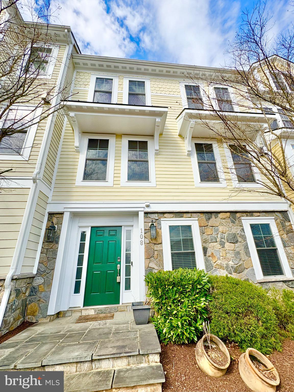 HERNDON ADDITION TO OCCO - Residential Lease