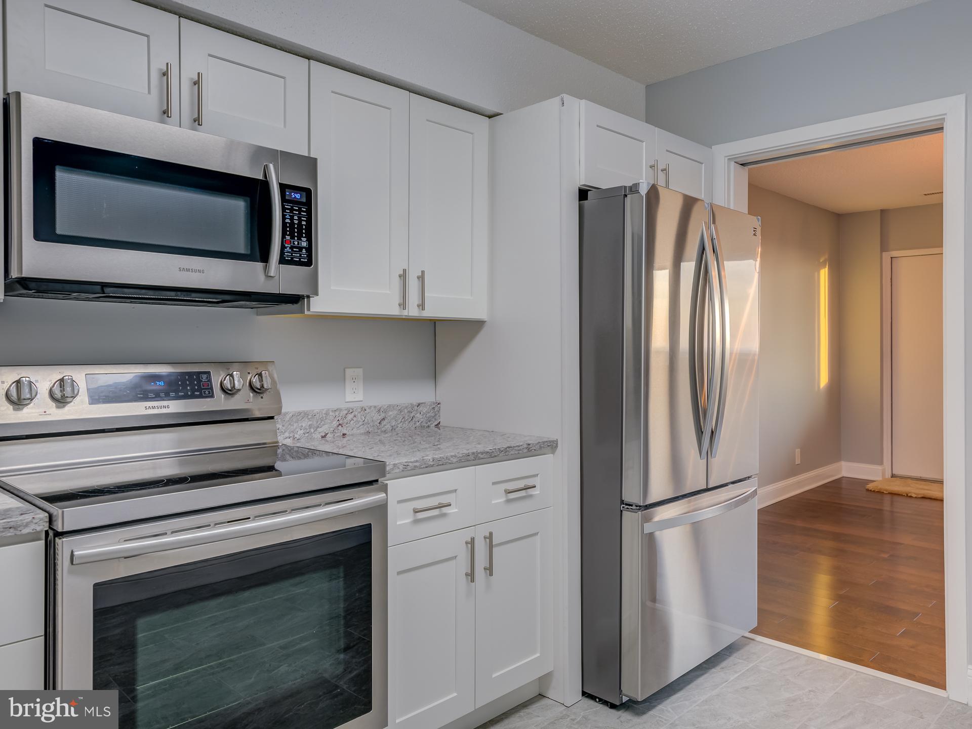 SKYLINE SQUARE CONDO - Residential Lease