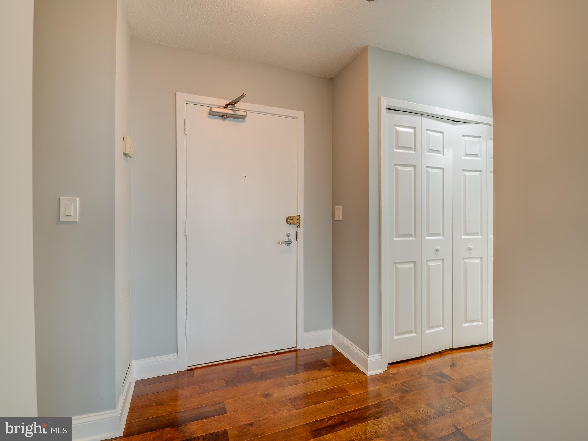 SKYLINE SQUARE CONDO - Residential Lease