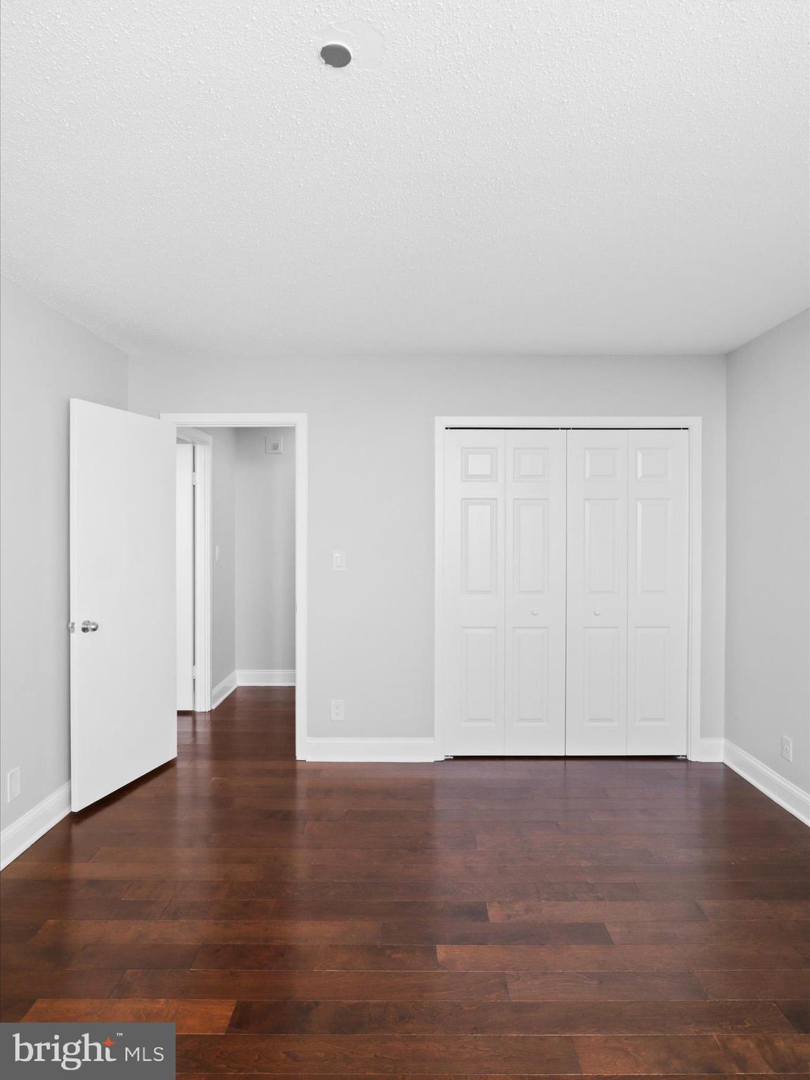 SKYLINE SQUARE CONDO - Residential Lease