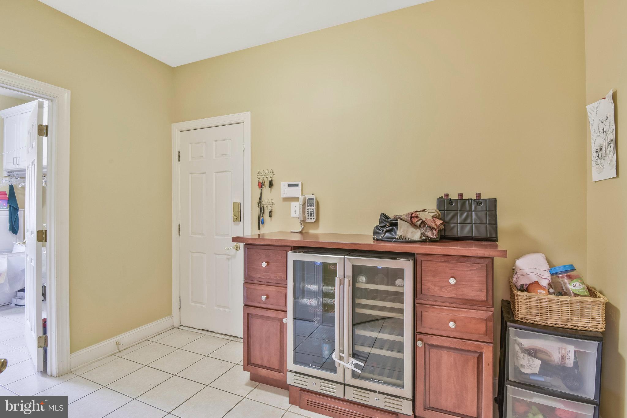 BELMONT COUNTRY CLUB - Residential