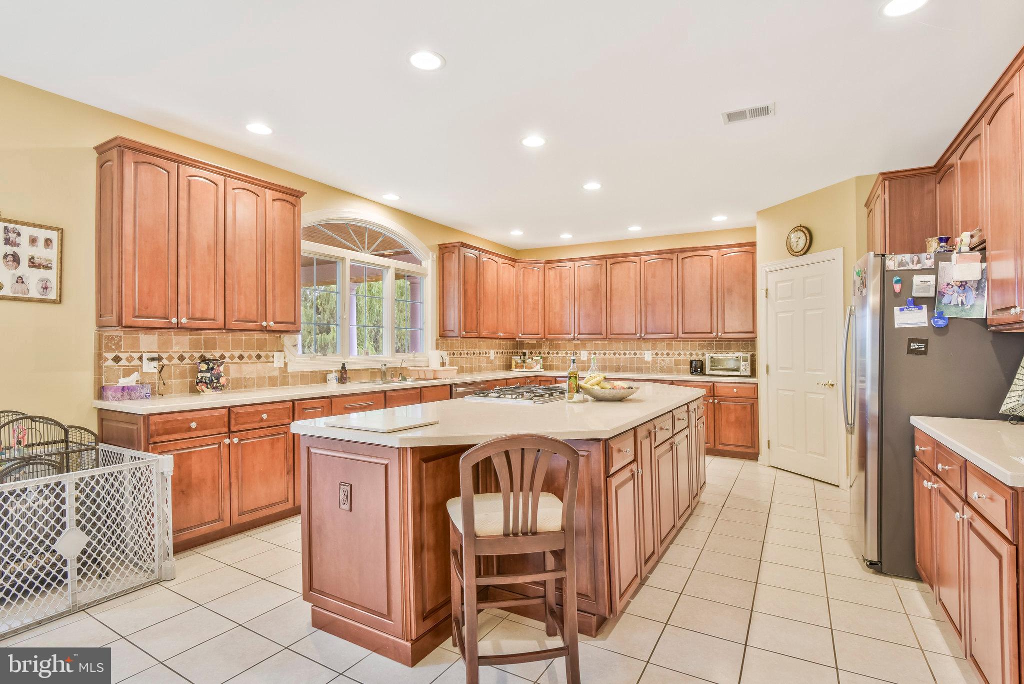 BELMONT COUNTRY CLUB - Residential