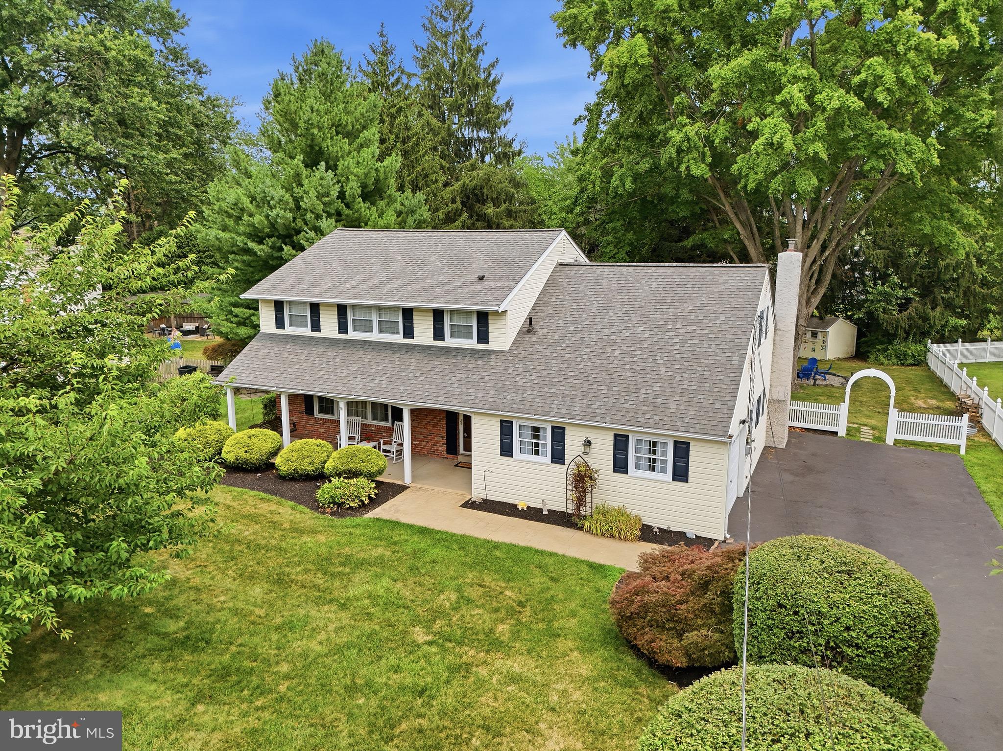 MEETINGHOUSE VIL - Residential