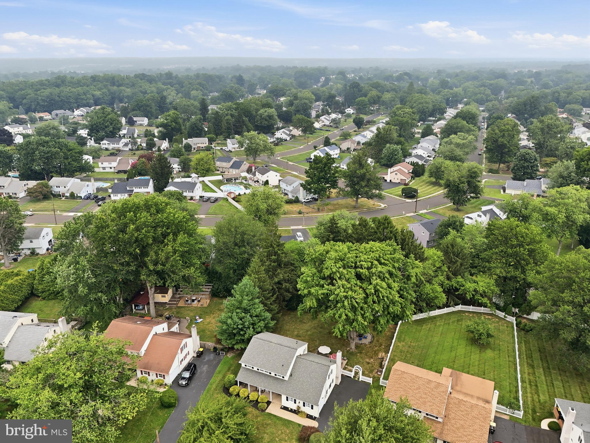 MEETINGHOUSE VIL - Residential