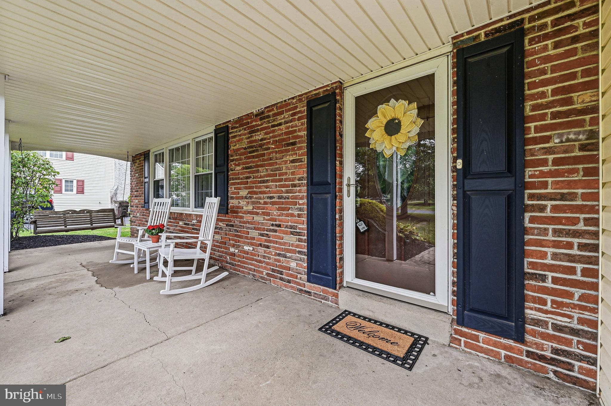 MEETINGHOUSE VIL - Residential