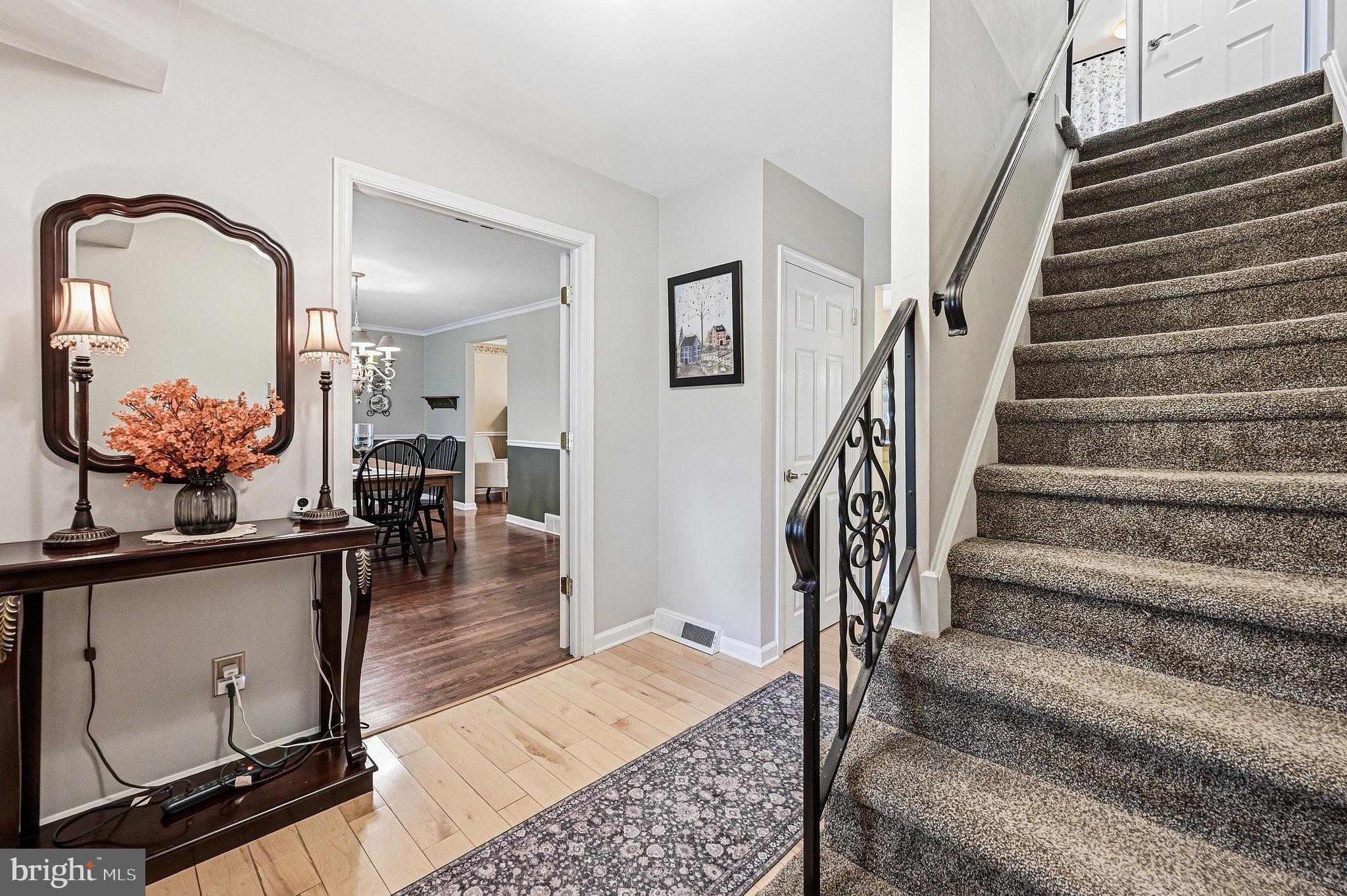 MEETINGHOUSE VIL - Residential