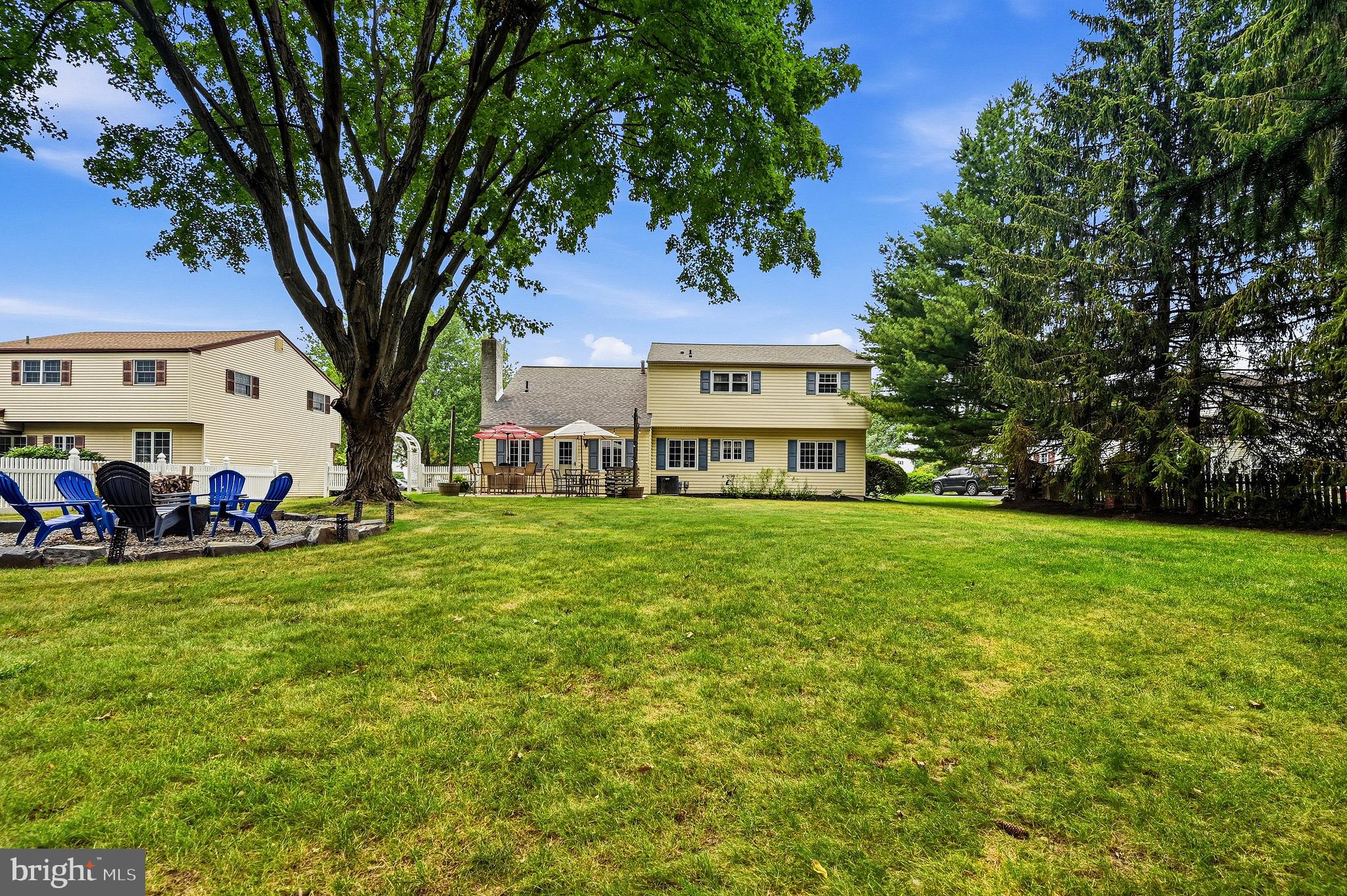 MEETINGHOUSE VIL - Residential