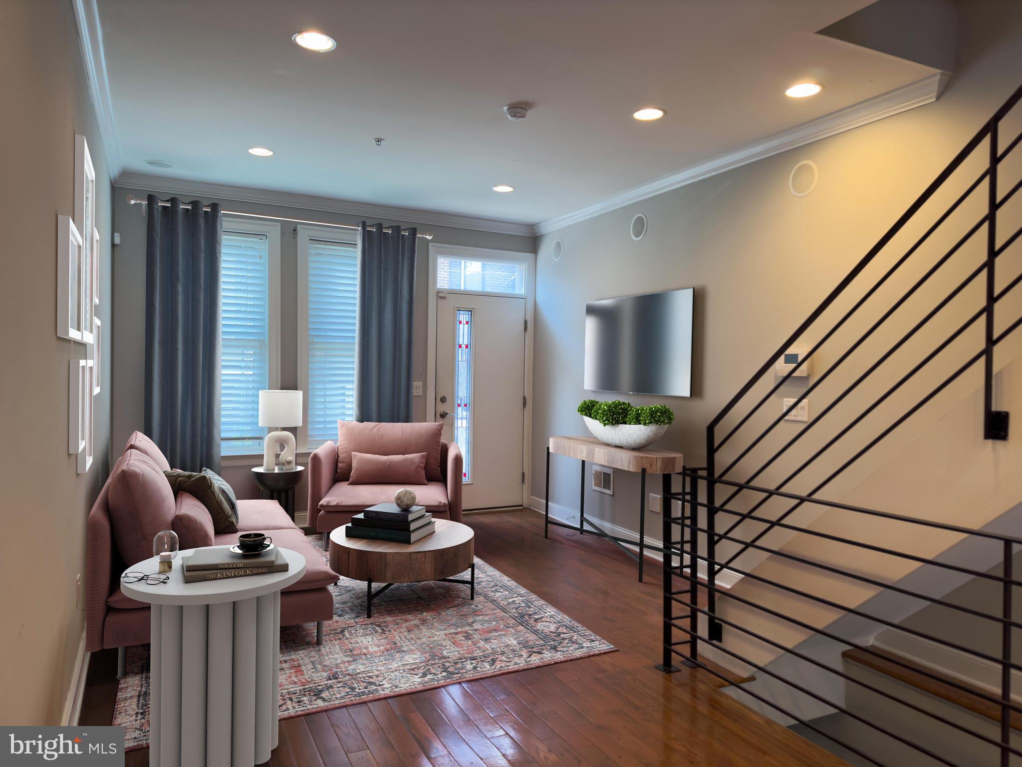 Welcome to 1913 Fernon, where an open-floor concept awaits you. Hardwood floors span throughout, complemented by modern black iron railings and high hats. The outdoor space is perfect for entertaining guests. The kitchen features an eat-in island with espresso shaker cabinets, stainless steel appliances, and quartz countertops. Moving to the second floor, you will find two spacious bedrooms, one full bathroom, and a stackable washer and dryer. The main bedroom on the third floor includes a minibar with a sink and beverage fridge, a walk-out patio, a tray ceiling, and a full-size bathroom with double vanity and ample closet space. The roof deck provides stunning city views, and the basement includes a living space that can be used as a home office or private gym, plus an additional full-size bathroom. Don't miss out - schedule your showing today!
** The property does not come furnished.