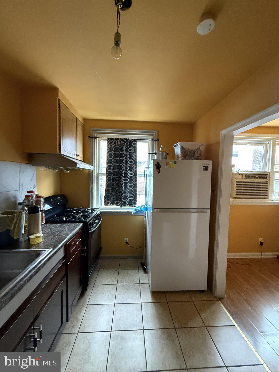 PHILADELPHIA - Residential