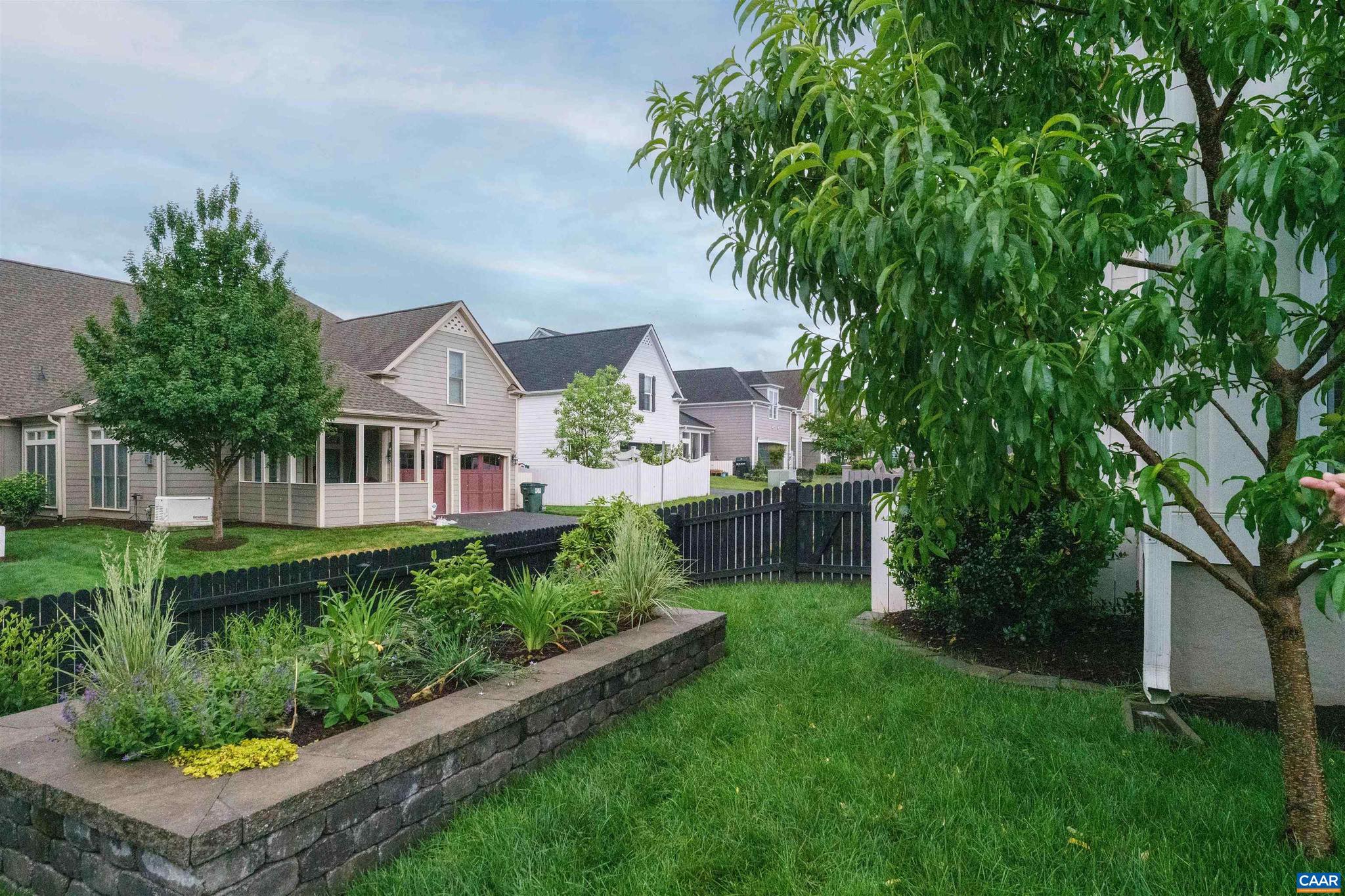 OLD TRAIL - Residential