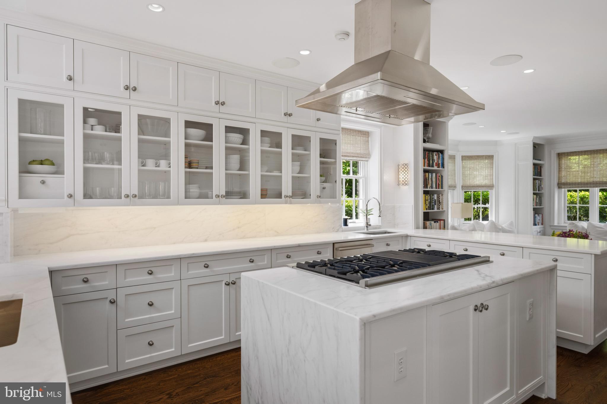 WESLEY HEIGHTS - Residential