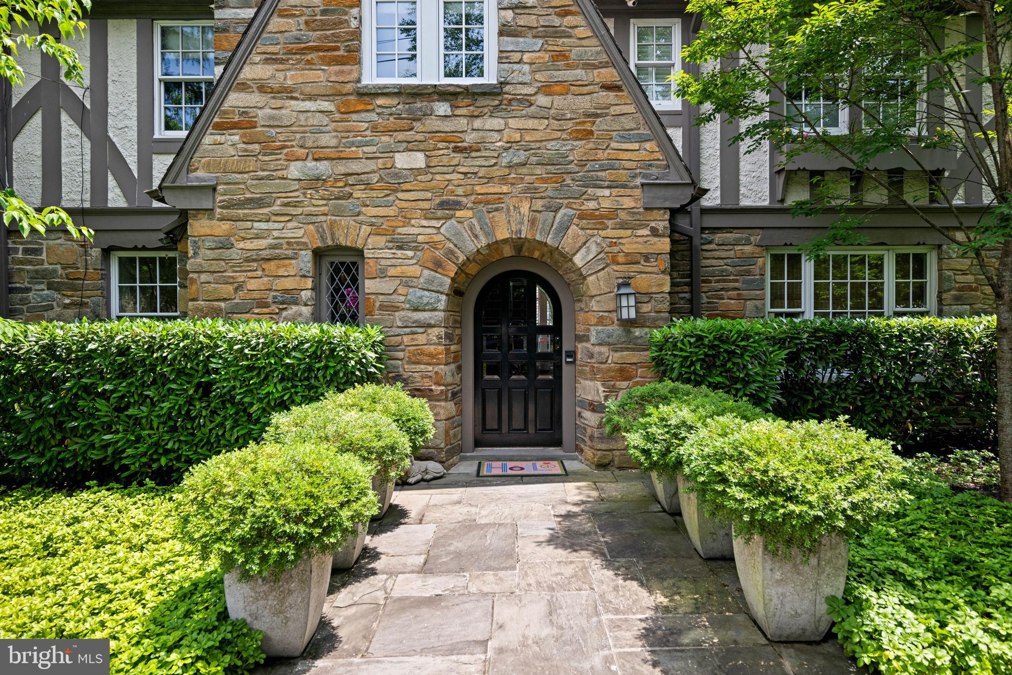 WESLEY HEIGHTS - Residential