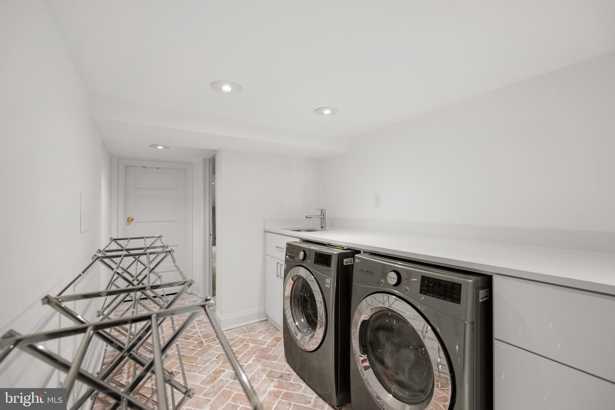 WESLEY HEIGHTS - Residential