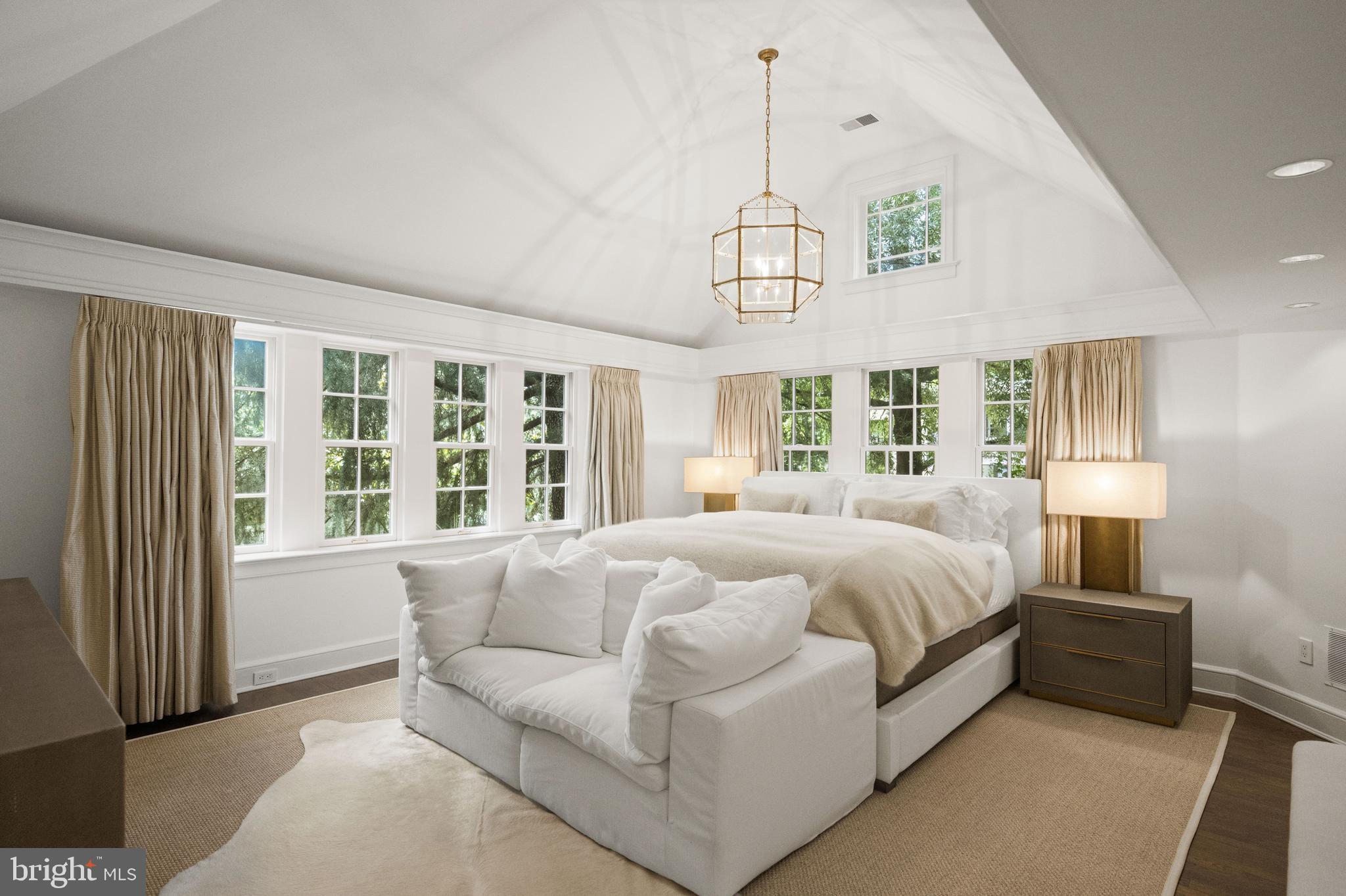 WESLEY HEIGHTS - Residential