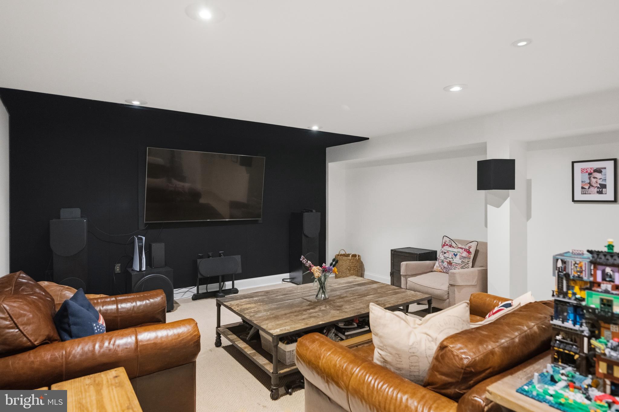WESLEY HEIGHTS - Residential