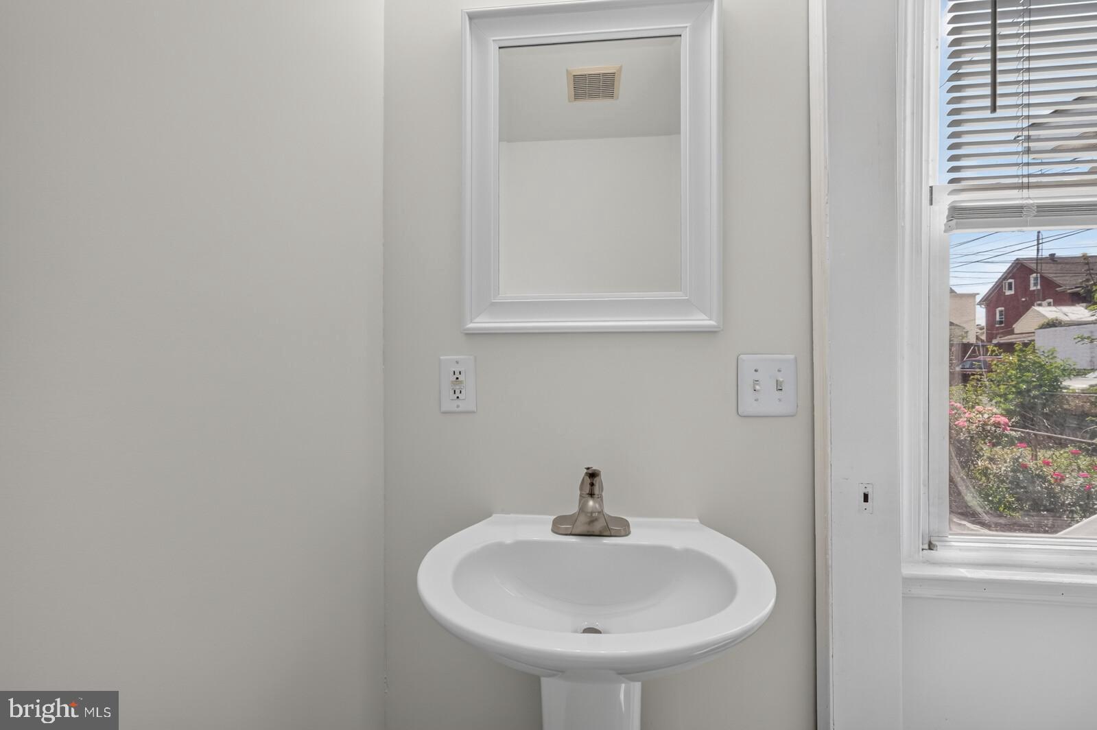 NORTH HAGERSTOWN - Residential