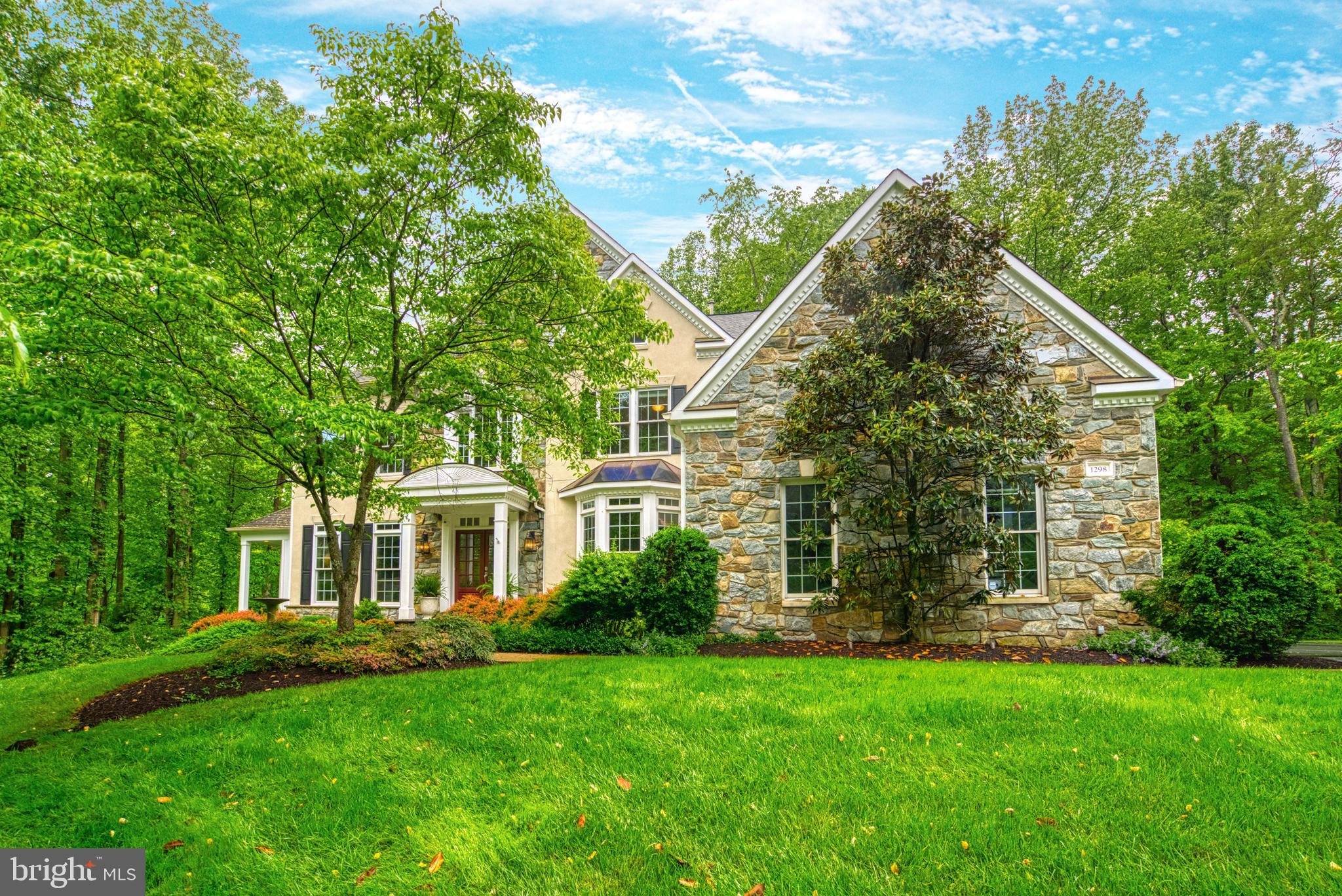 WOODLAND ESTATES - Residential