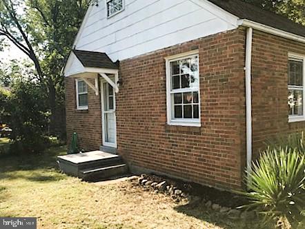 OAK SPRING - Residential Lease