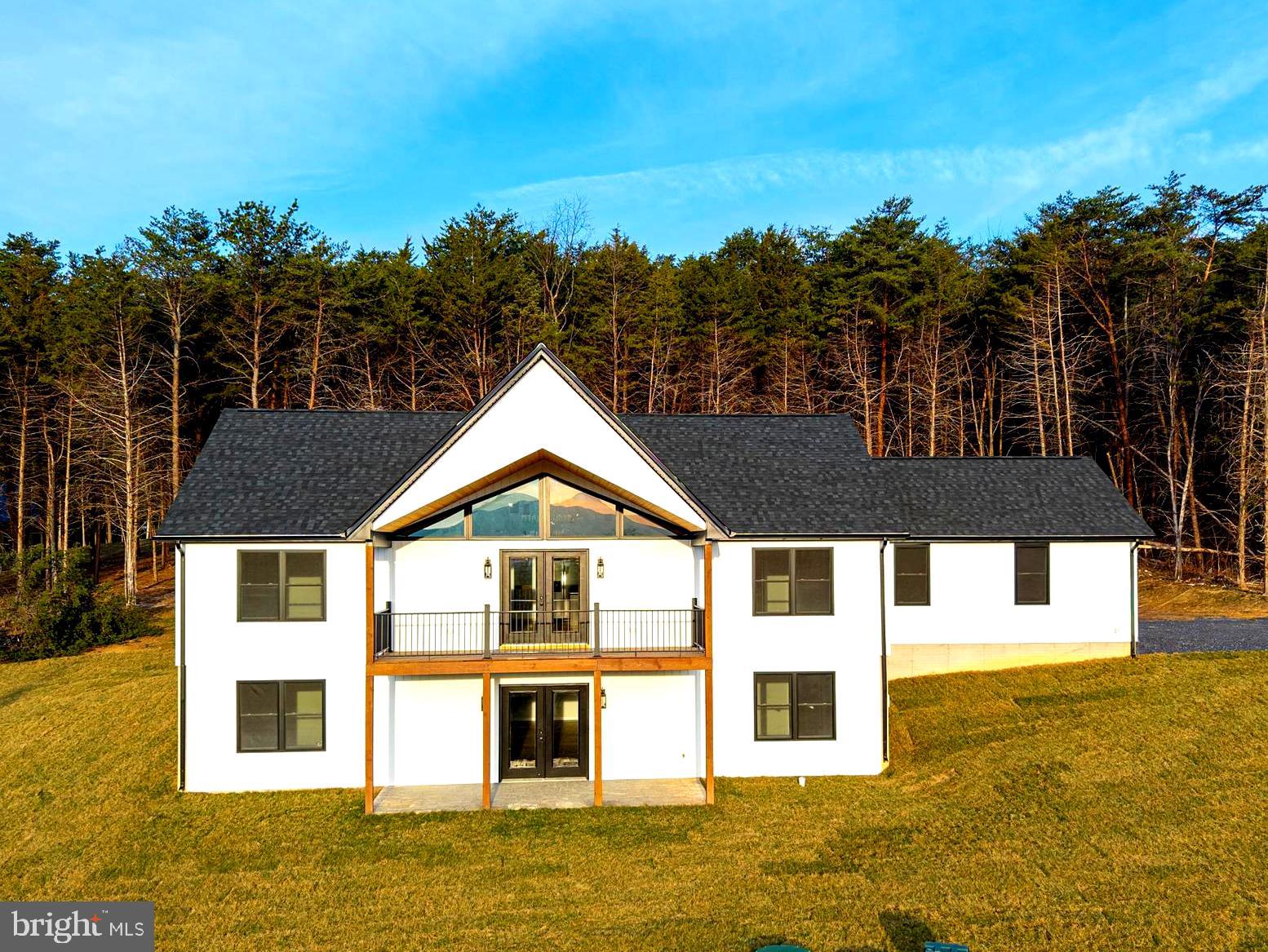 MOUNTAIN VIEW - Residential