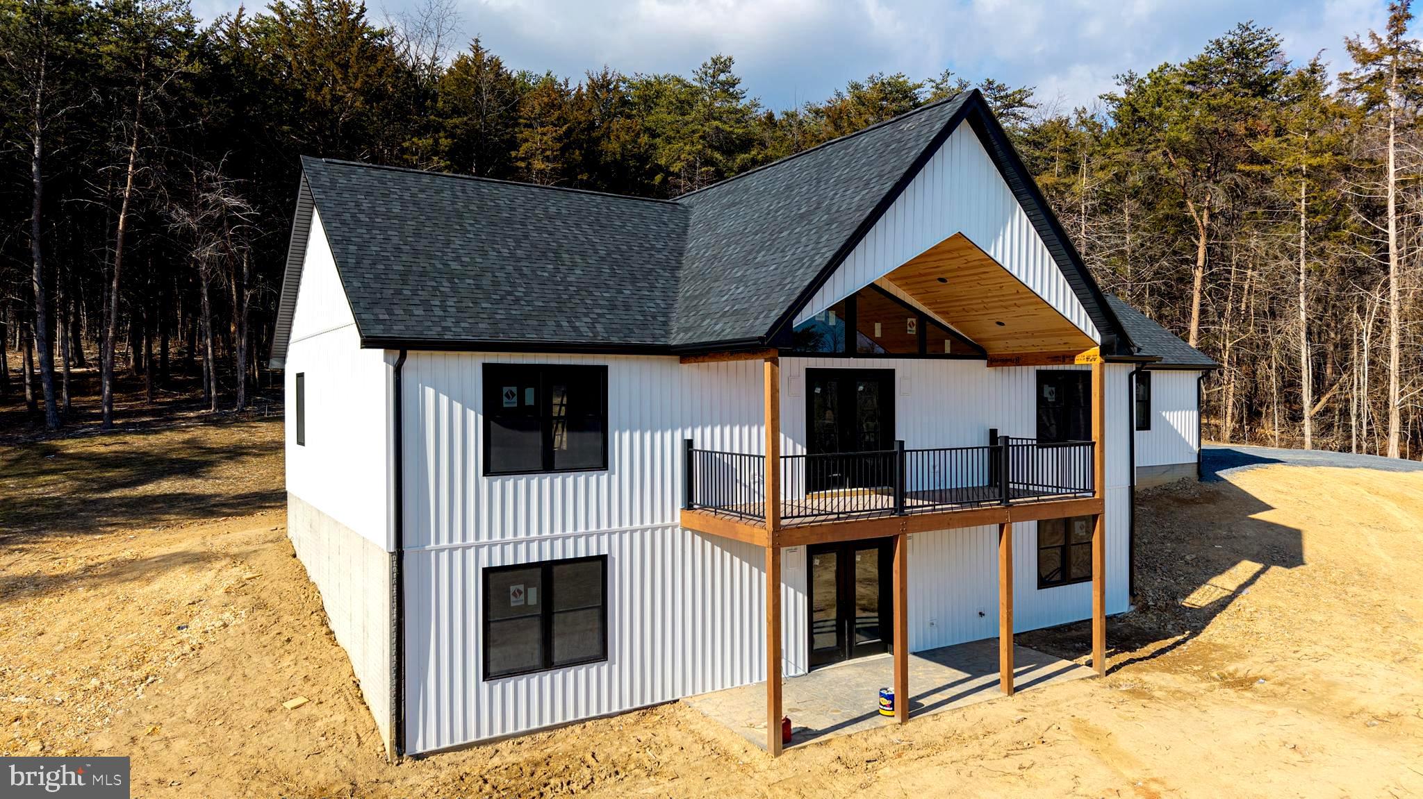 MOUNTAIN VIEW - Residential