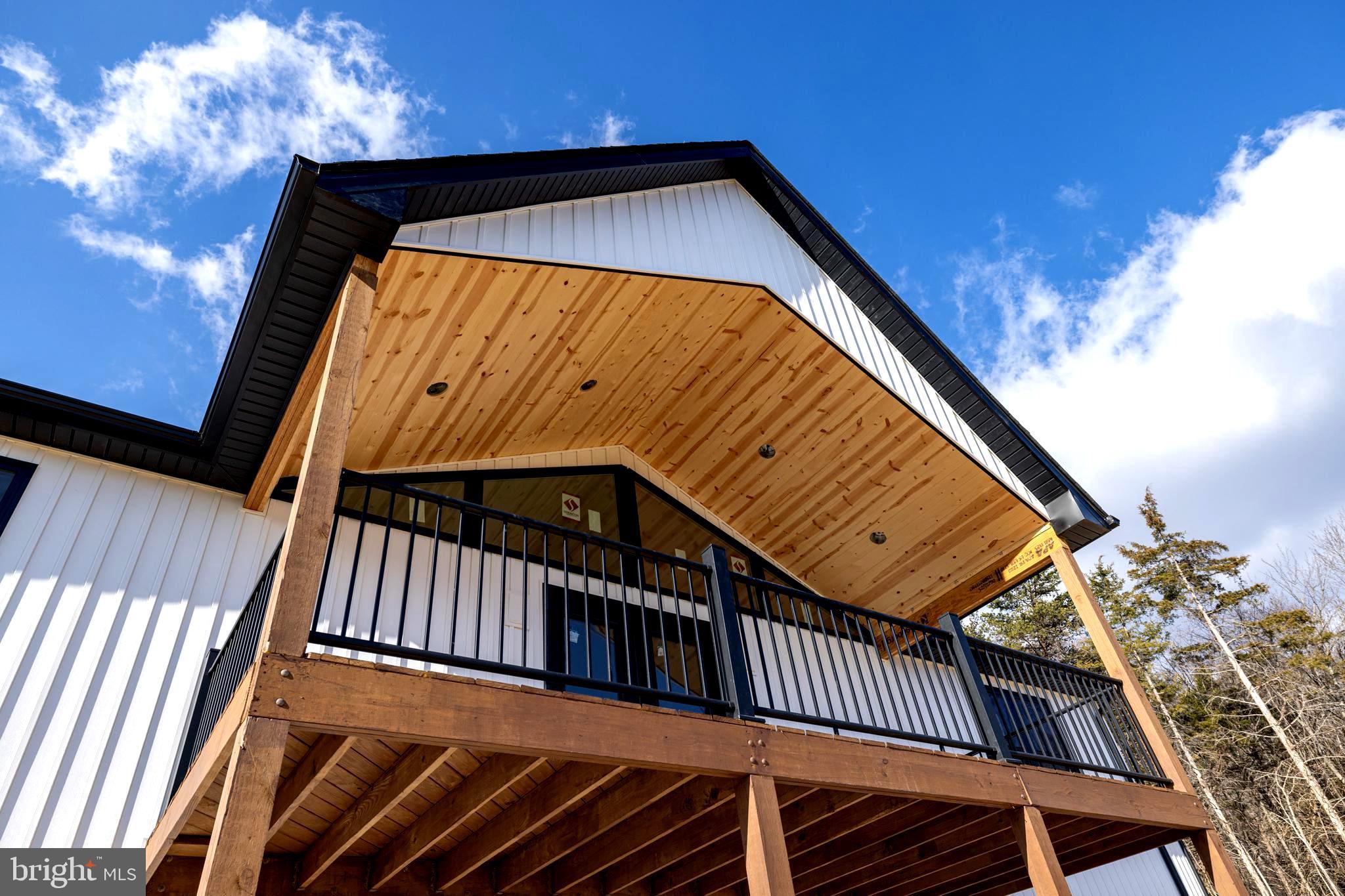 MOUNTAIN VIEW - Residential