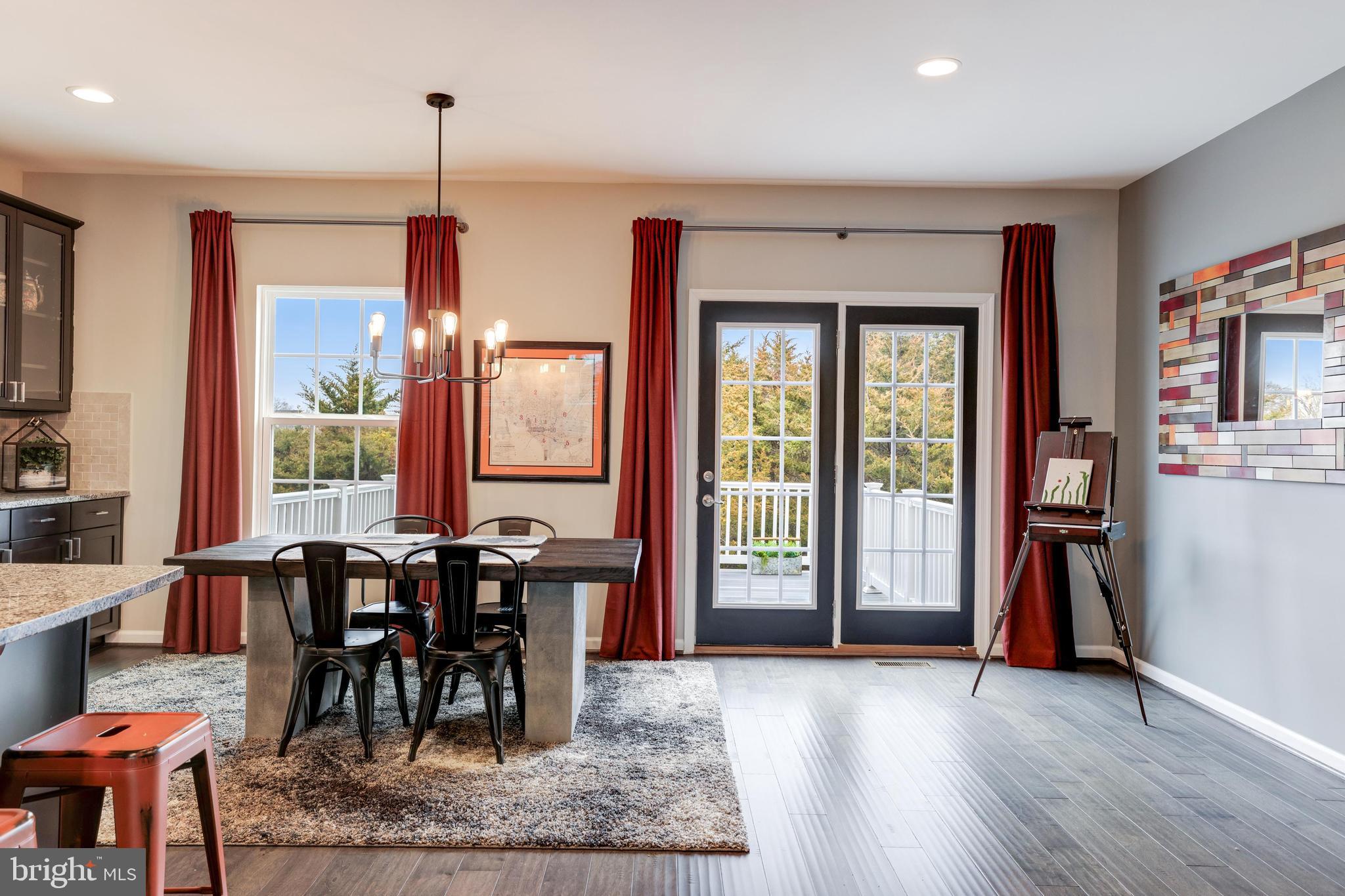 LAKE FREDERICK - Residential