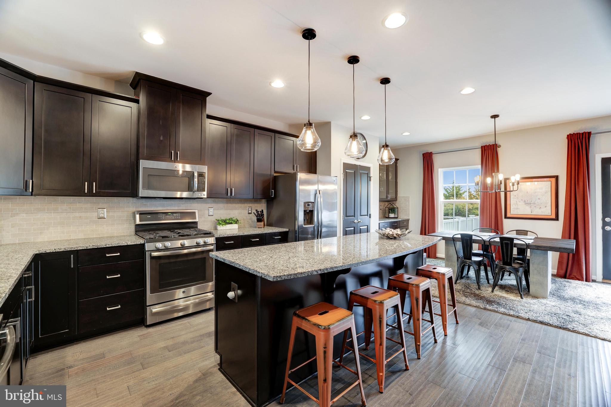 LAKE FREDERICK - Residential