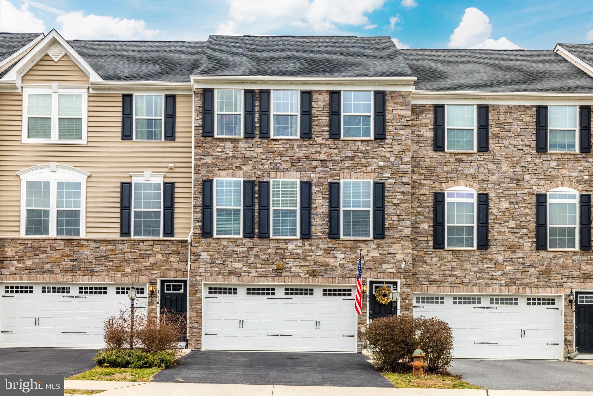 LAKE FREDERICK - Residential
