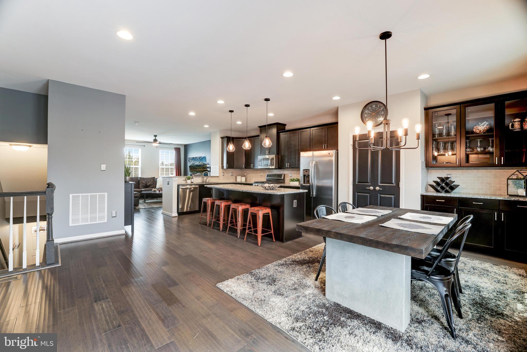 LAKE FREDERICK - Residential