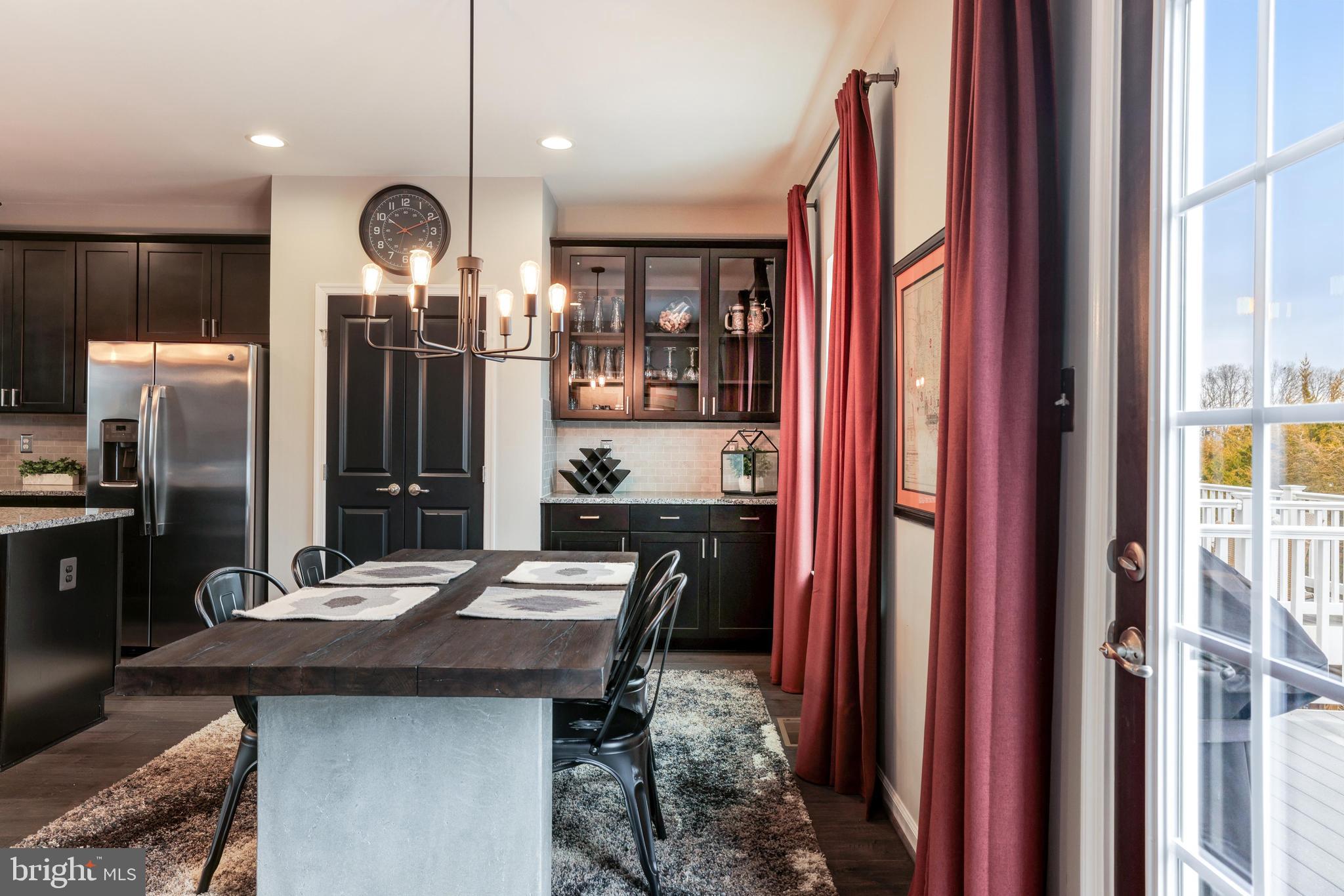 LAKE FREDERICK - Residential