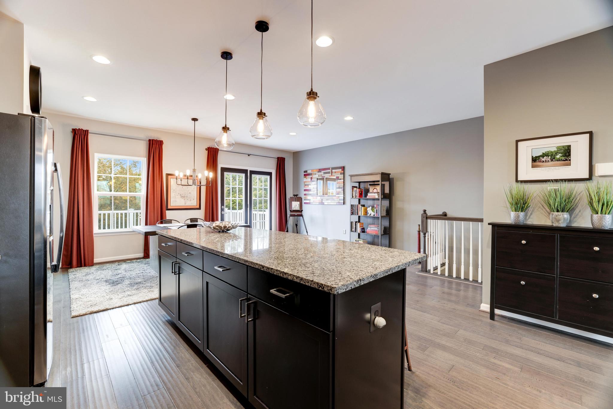 LAKE FREDERICK - Residential