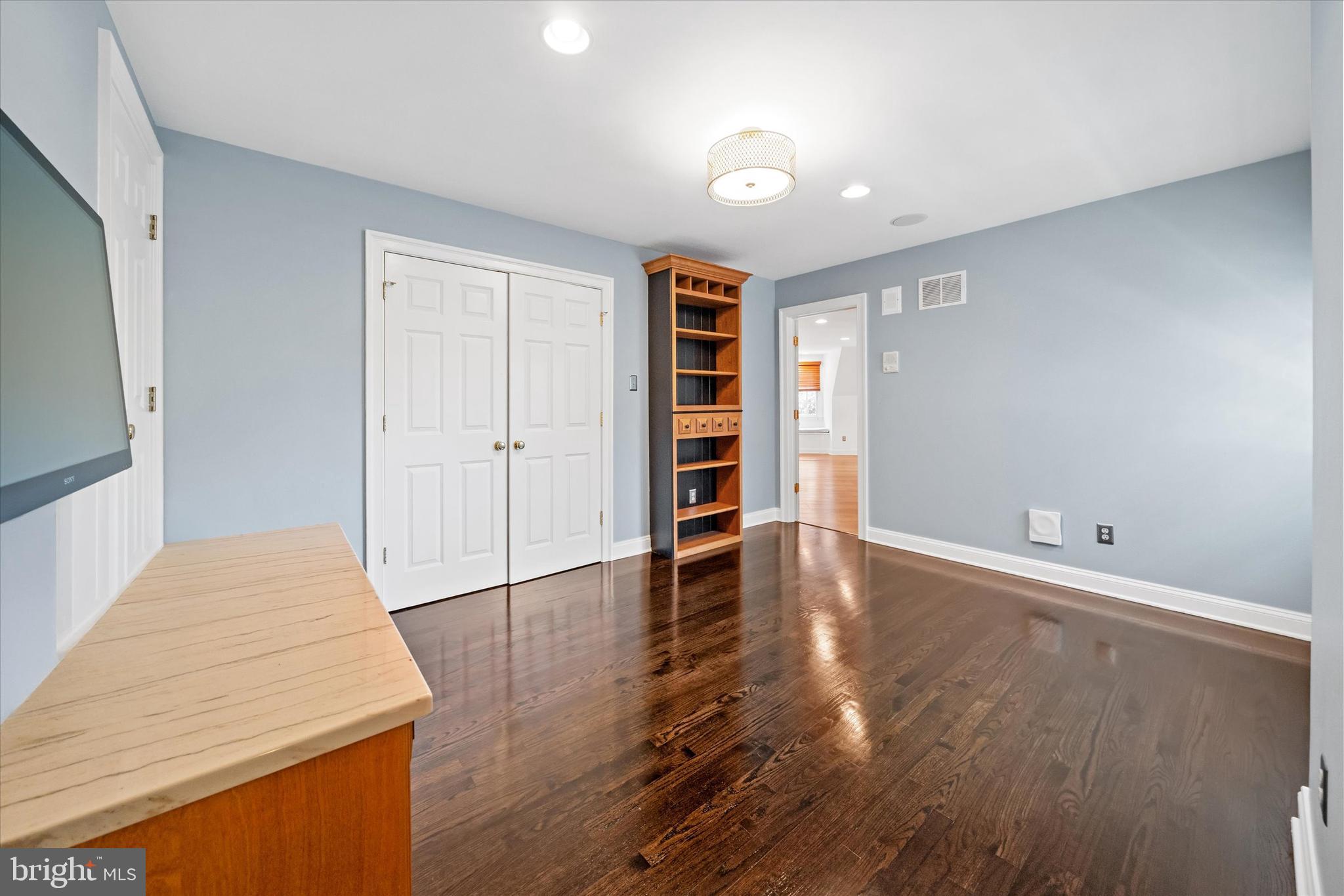 CENTREVILLE RESERV - Residential