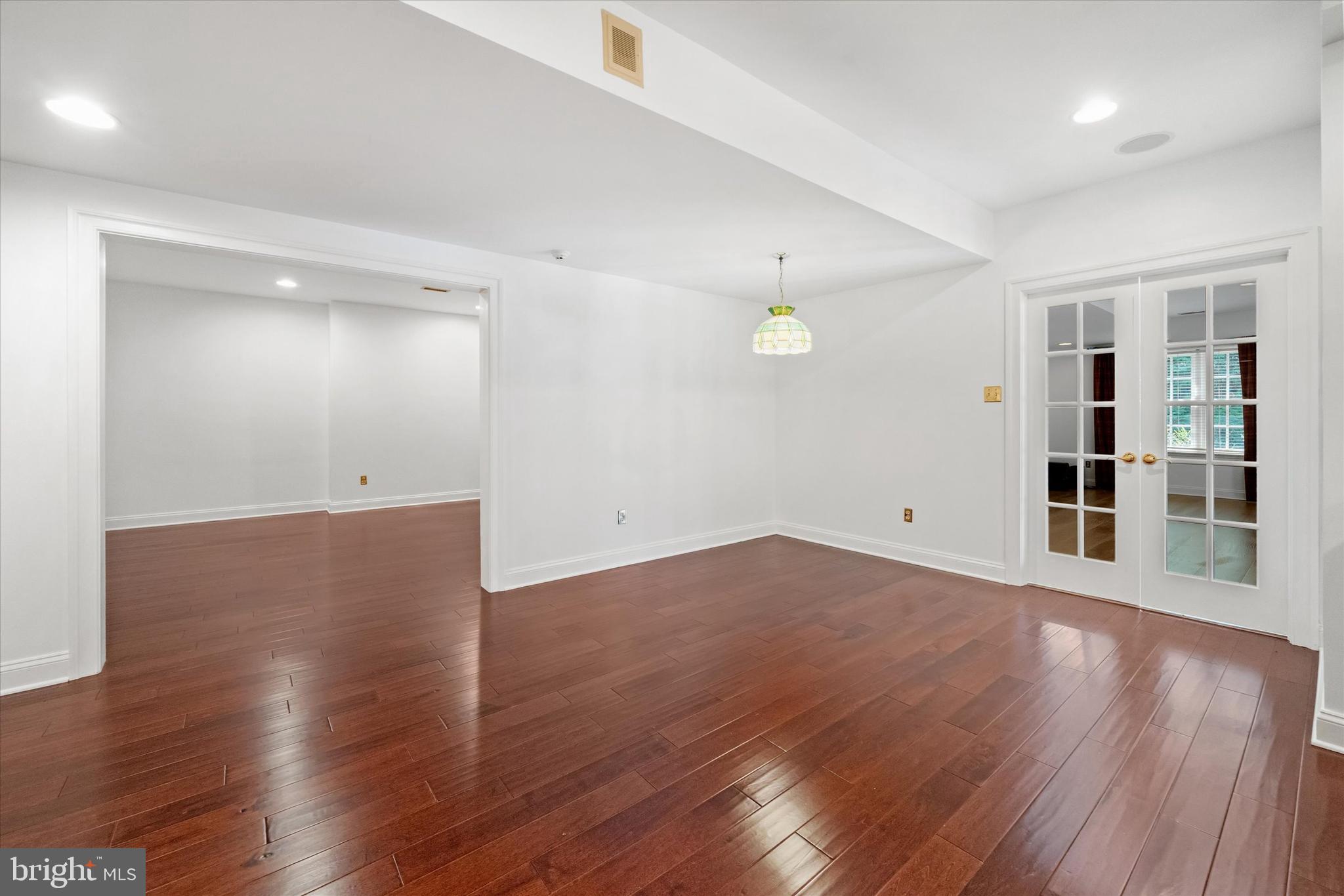CENTREVILLE RESERV - Residential