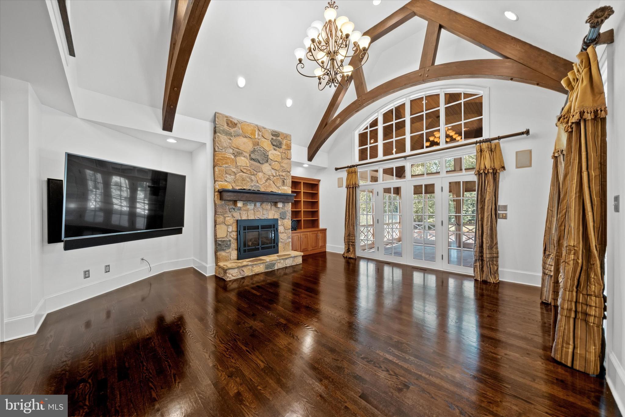 CENTREVILLE RESERV - Residential