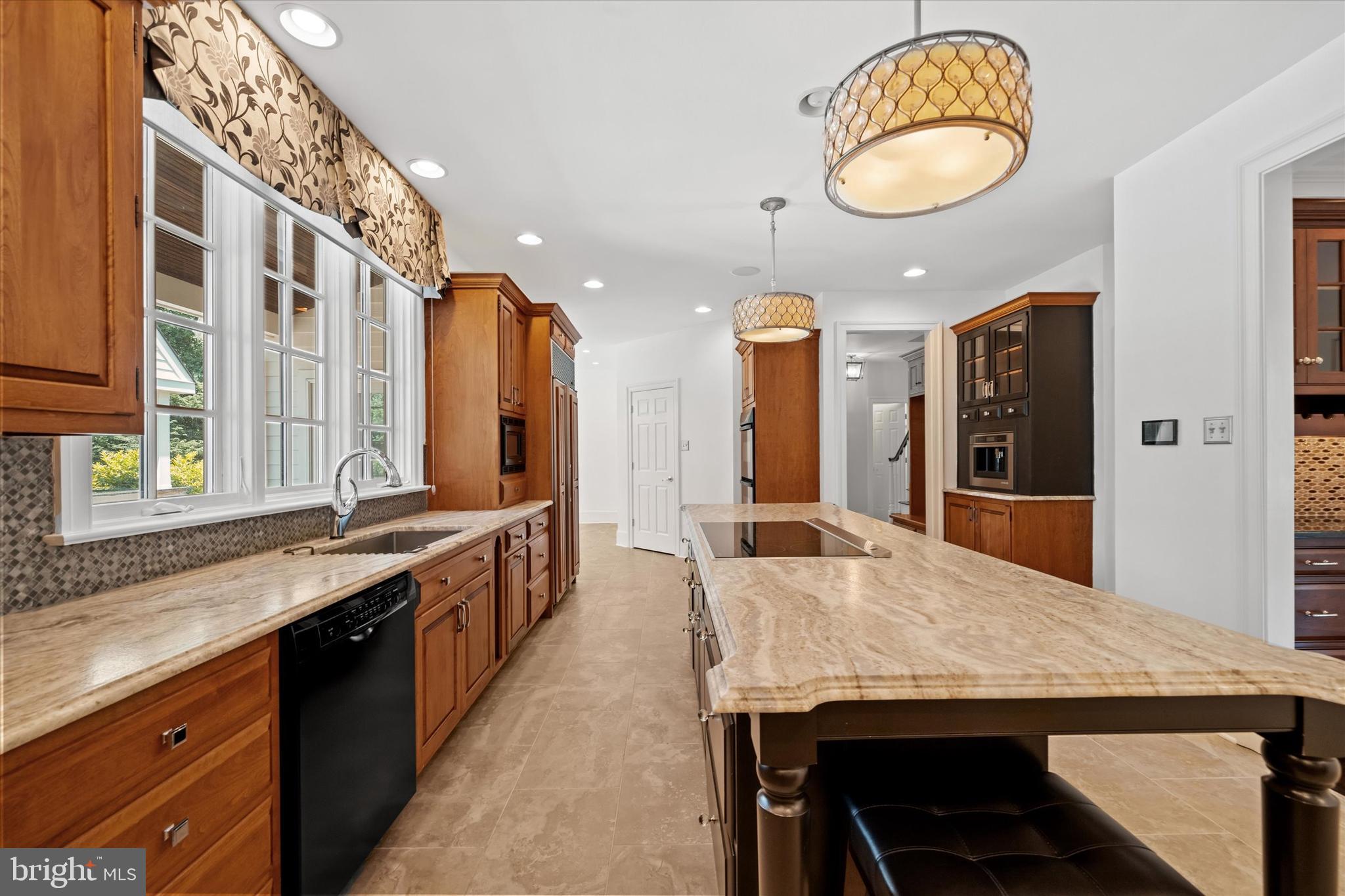 CENTREVILLE RESERV - Residential