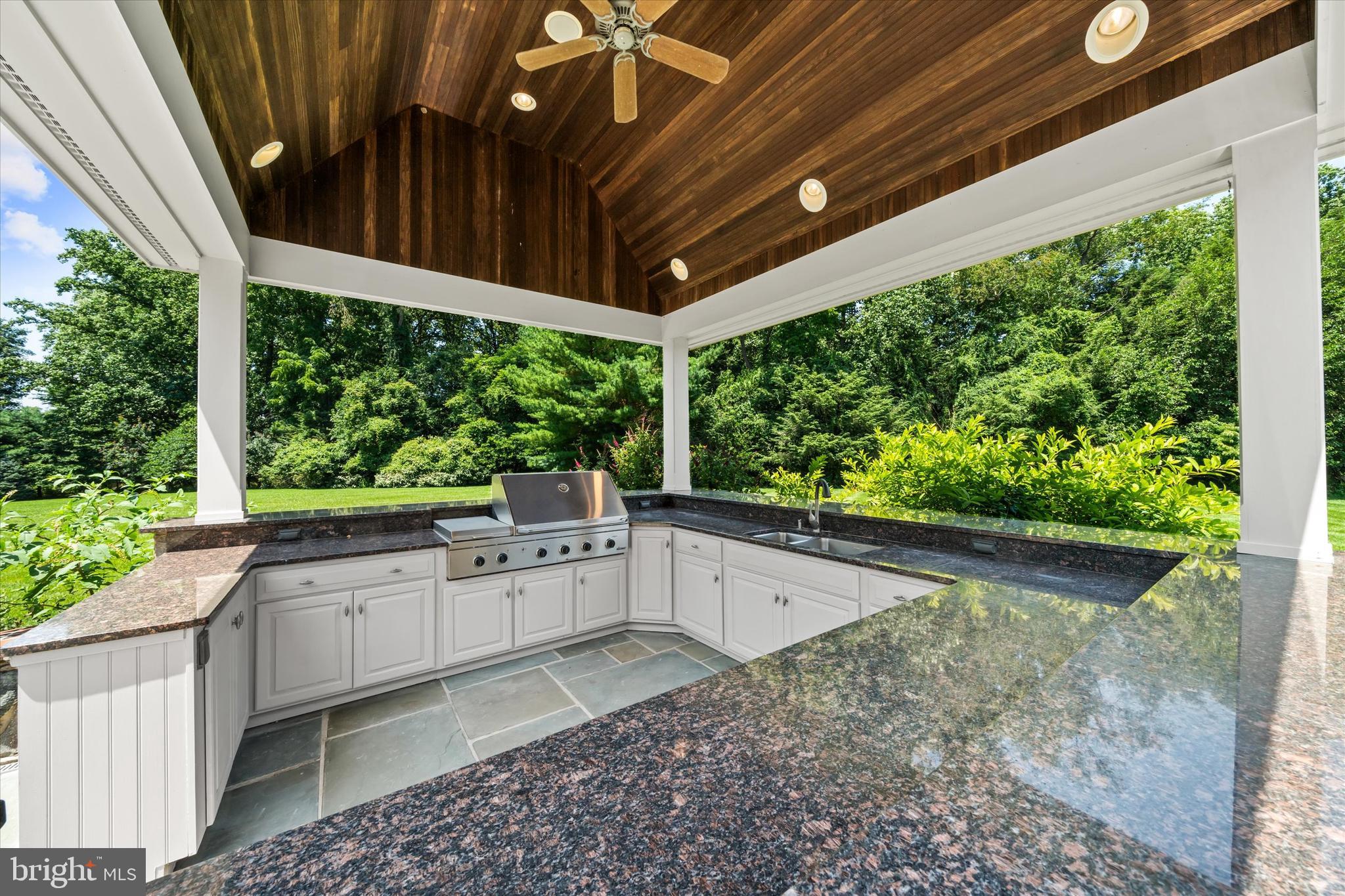 CENTREVILLE RESERV - Residential