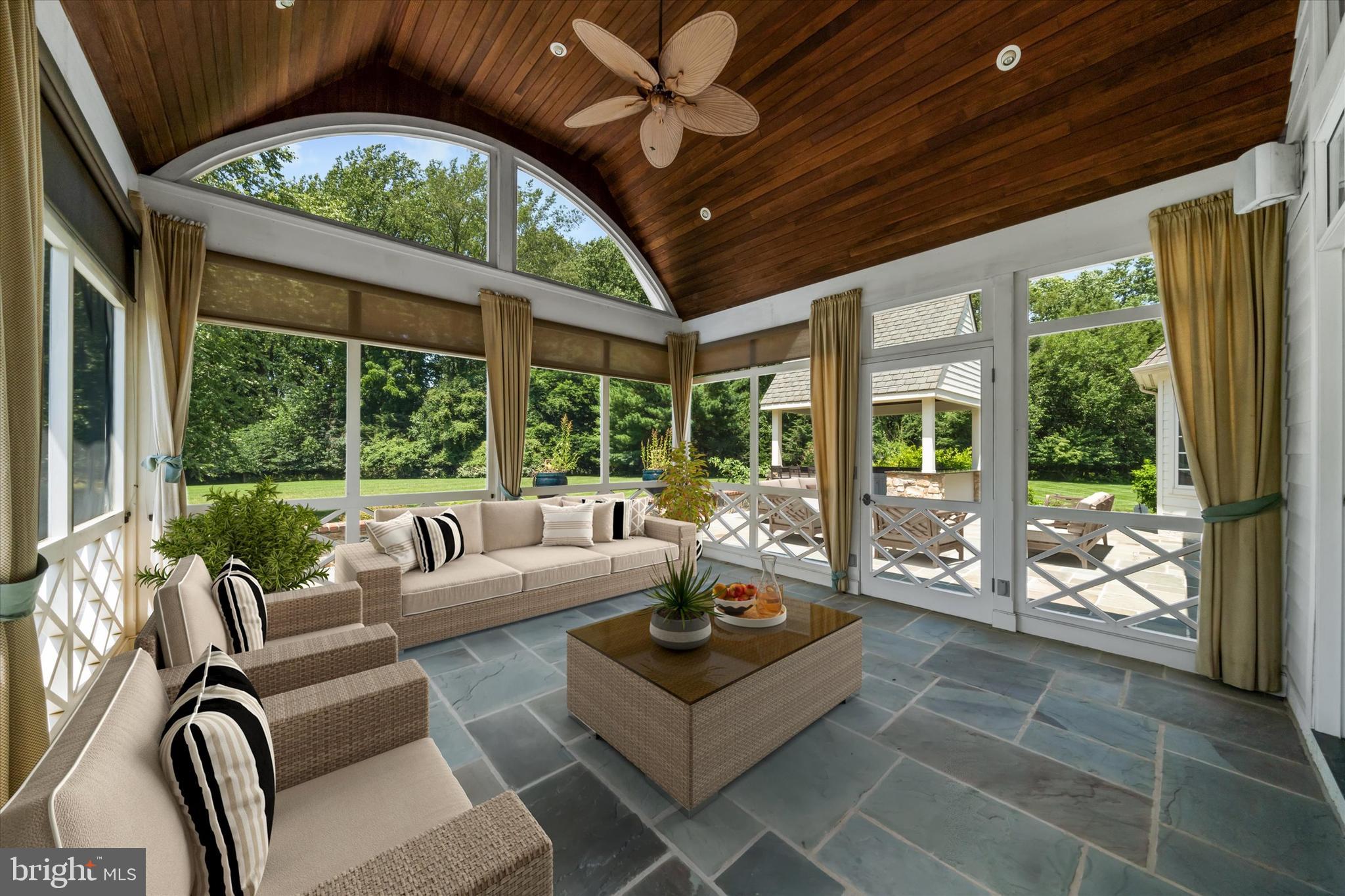 CENTREVILLE RESERV - Residential