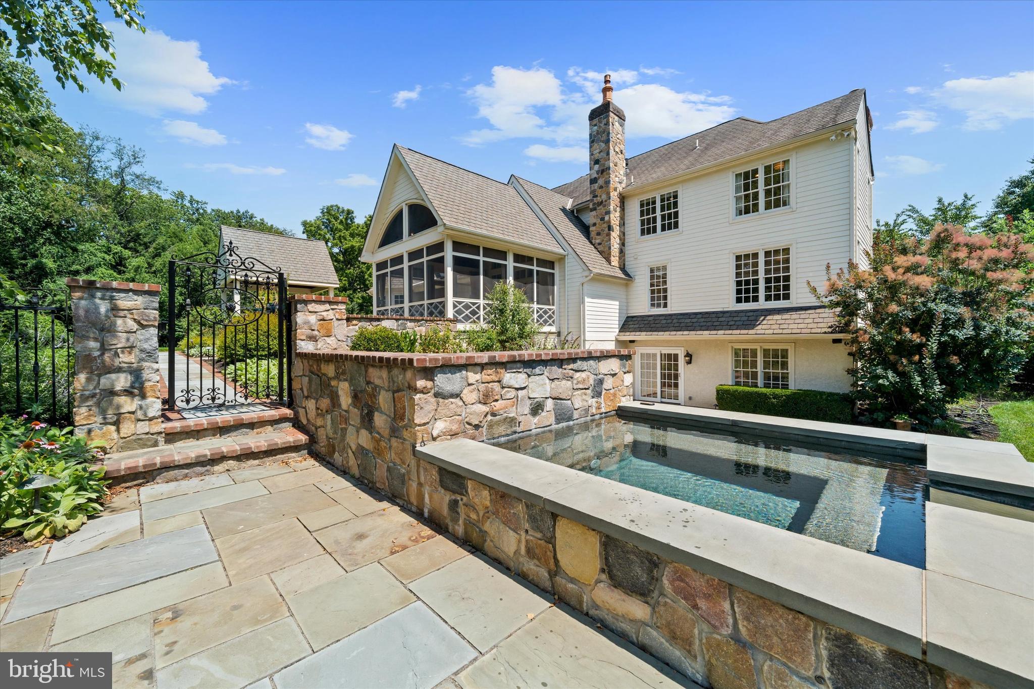 CENTREVILLE RESERV - Residential