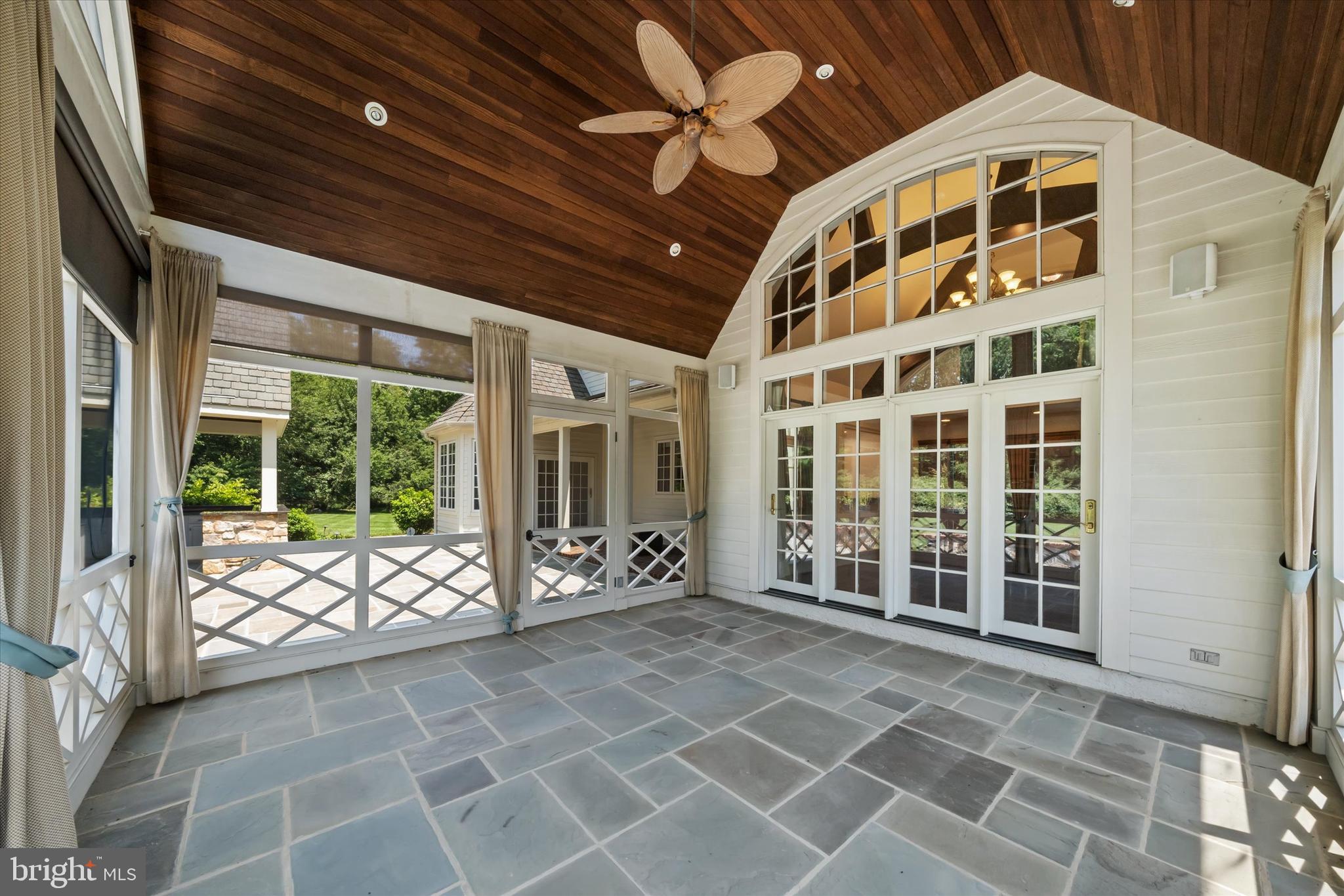 CENTREVILLE RESERV - Residential